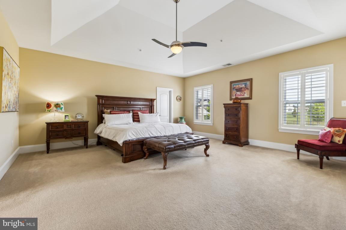 WATERFORD COVE-PLAT 1> - Residential