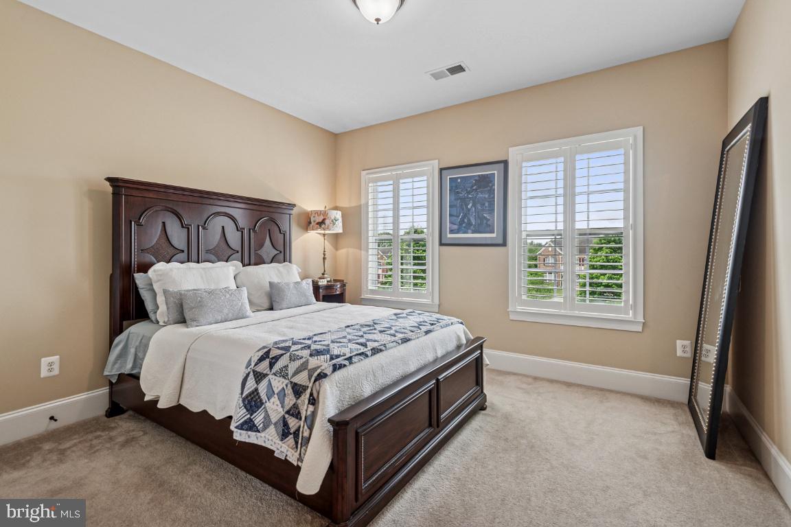 WATERFORD COVE-PLAT 1> - Residential