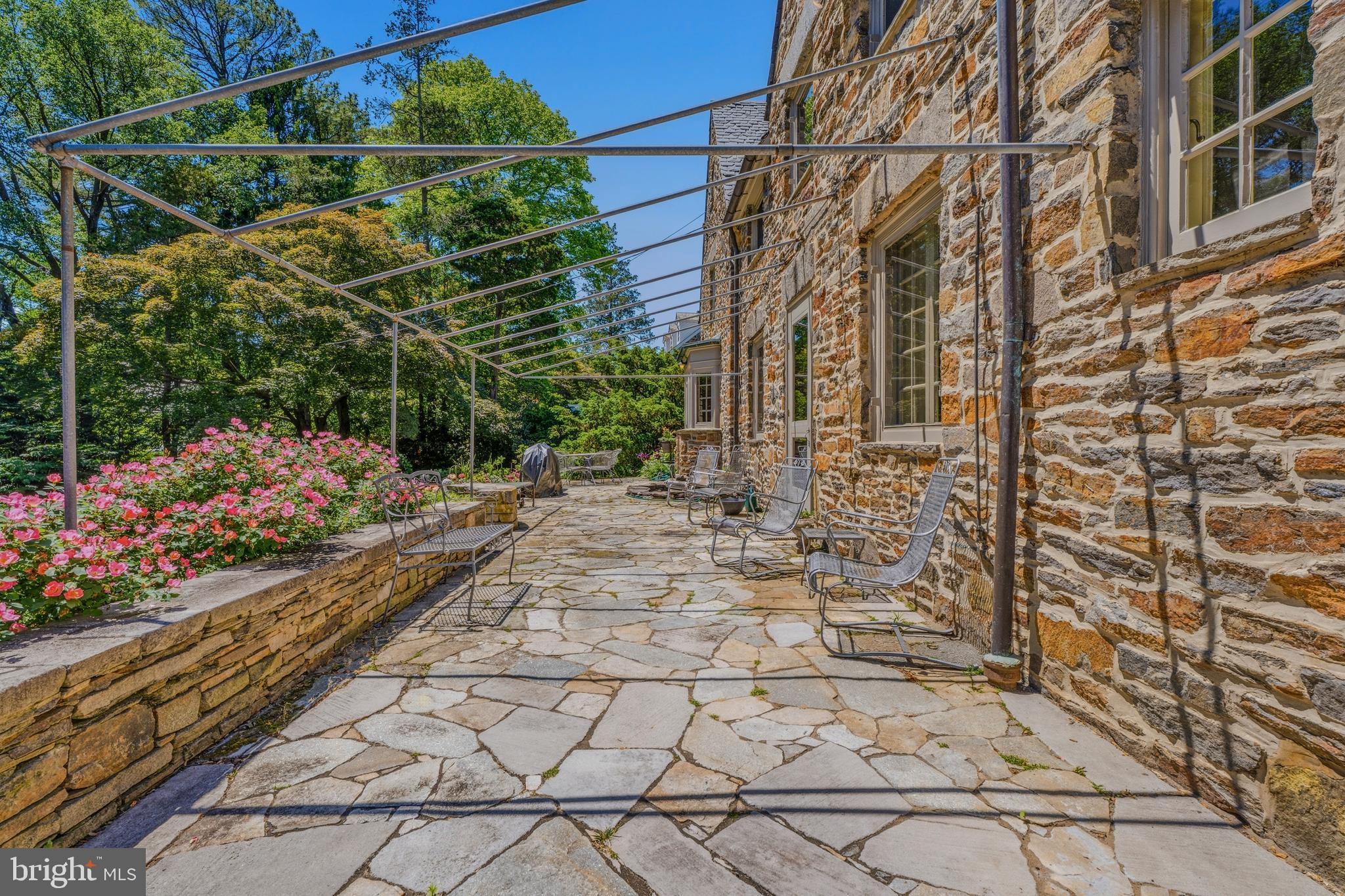HOMELAND HISTORIC DISTRICT - Residential