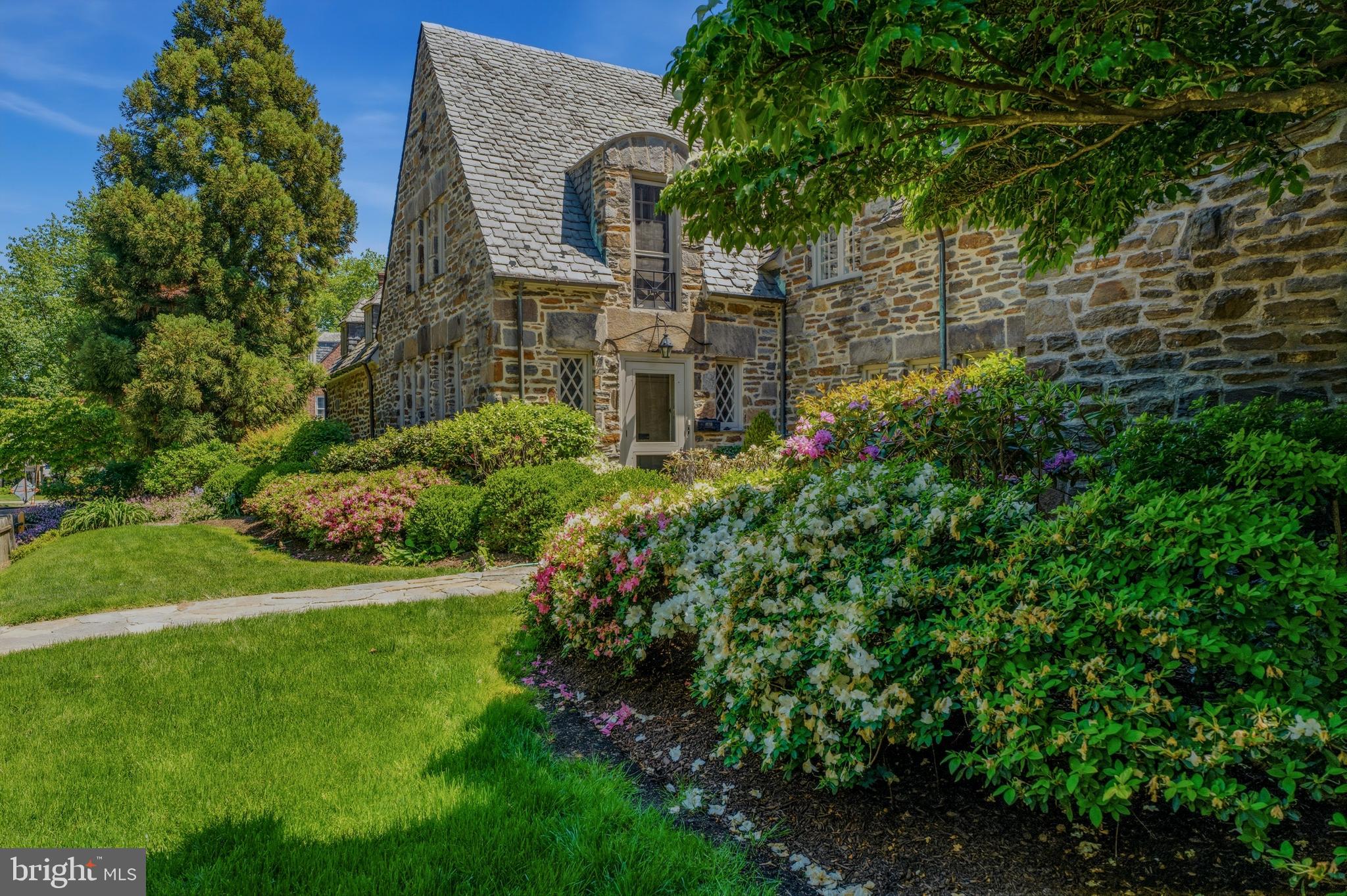 HOMELAND HISTORIC DISTRICT - Residential