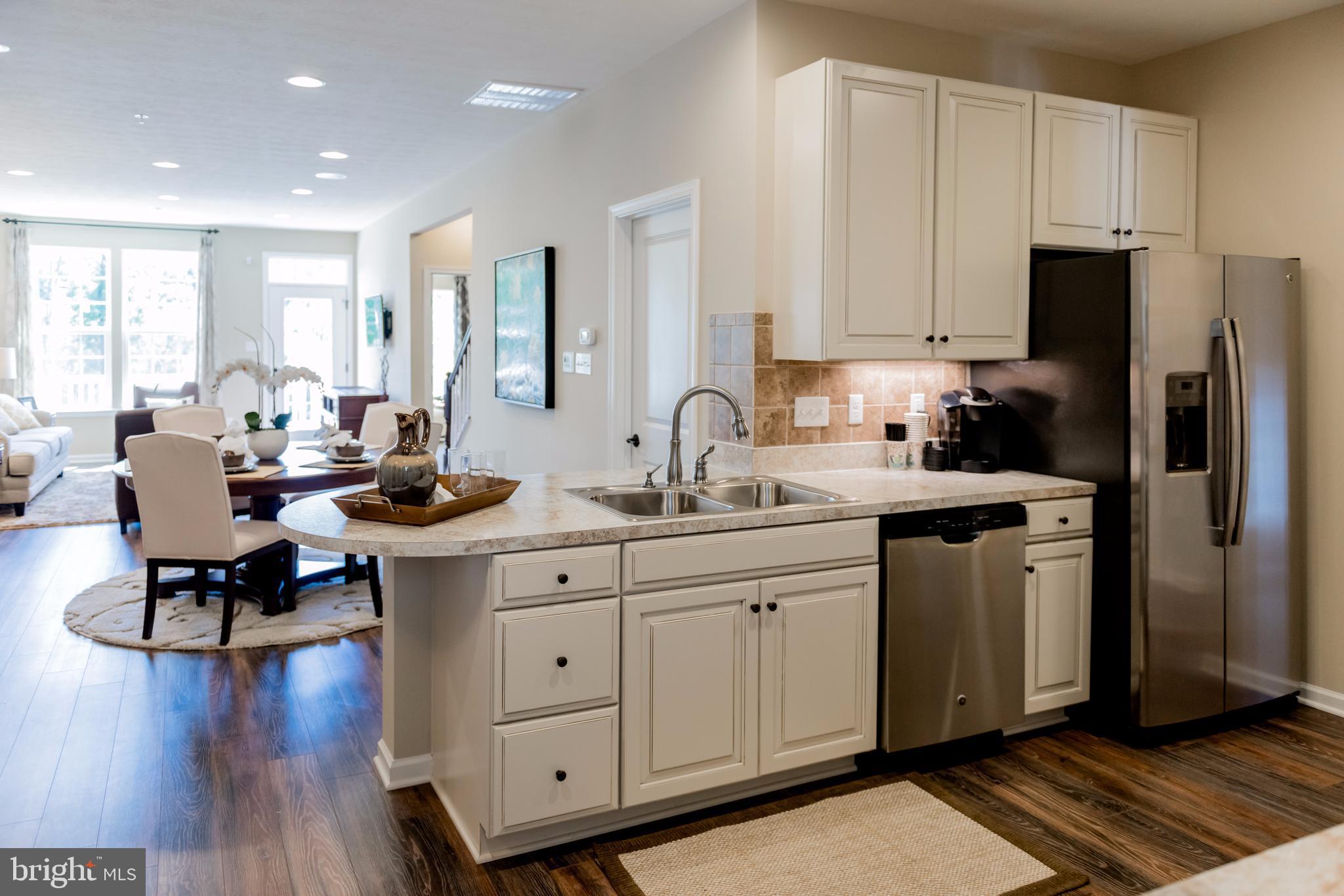 BROOKFIELD AT REGENT'S GLEN - Residential