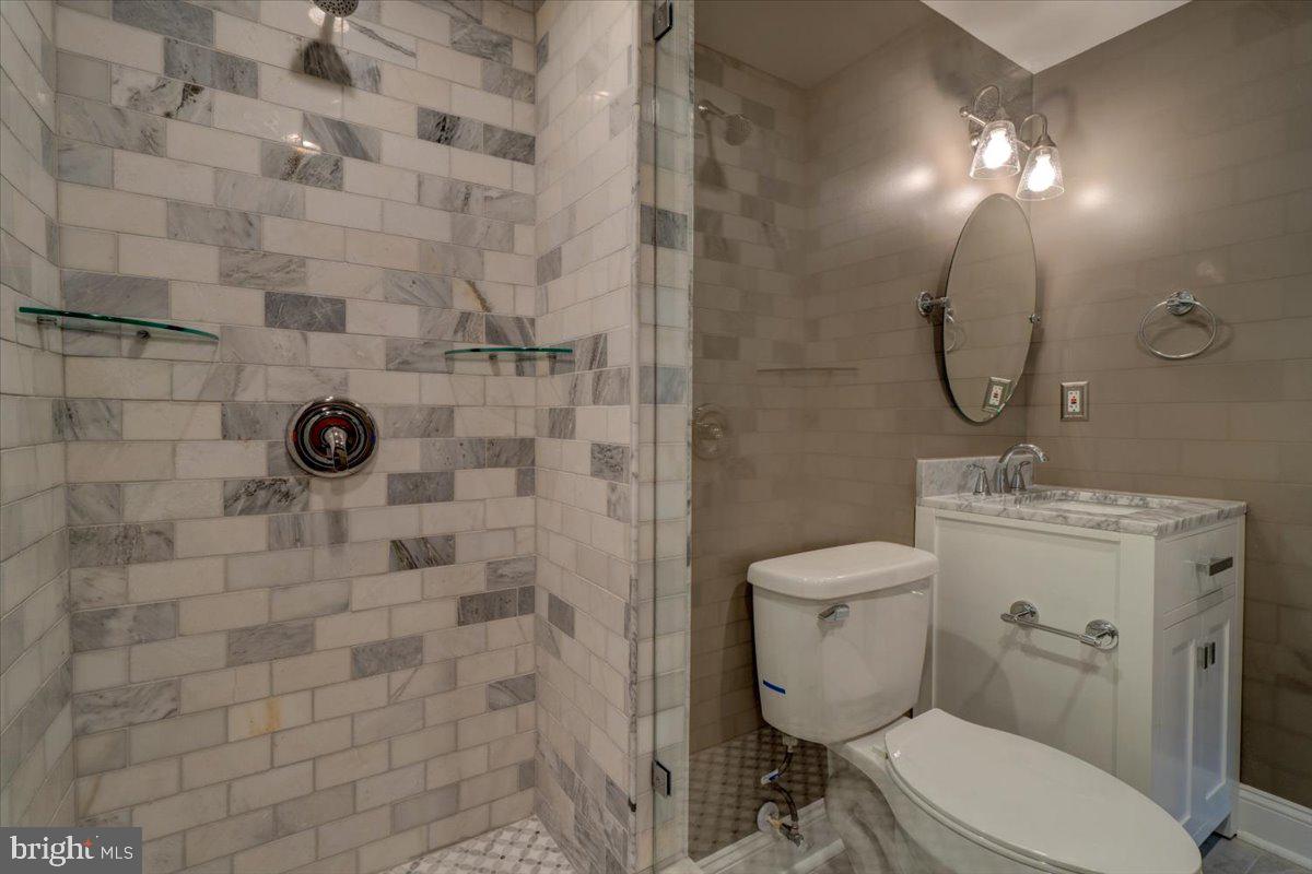 OLD TOWN SOUTH - Residential Lease