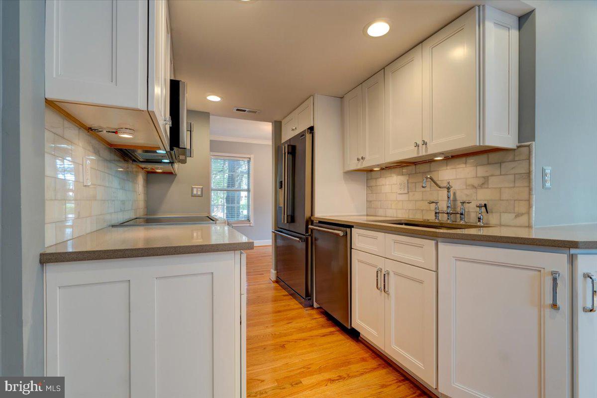 OLD TOWN SOUTH - Residential Lease