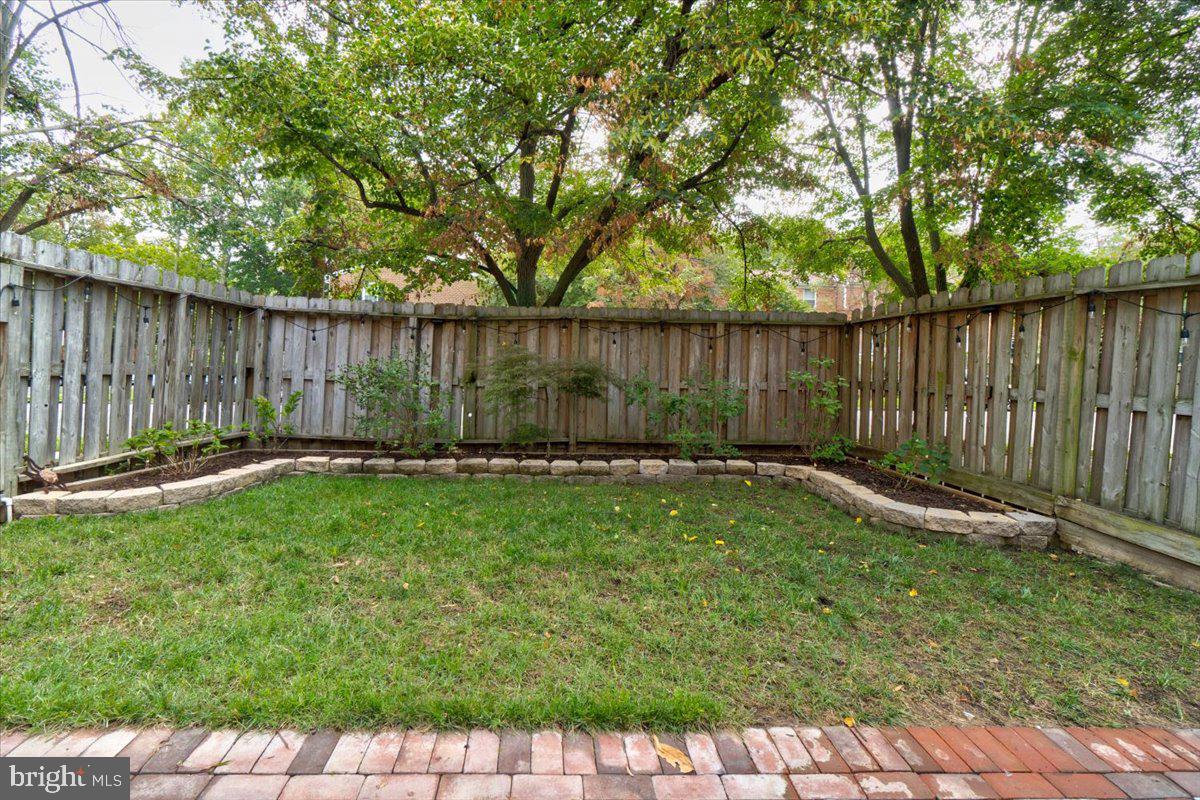 OLD TOWN SOUTH - Residential Lease