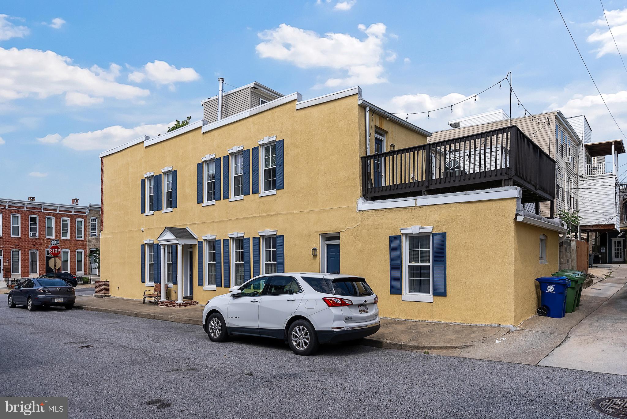 113 W CLEMENT STREET