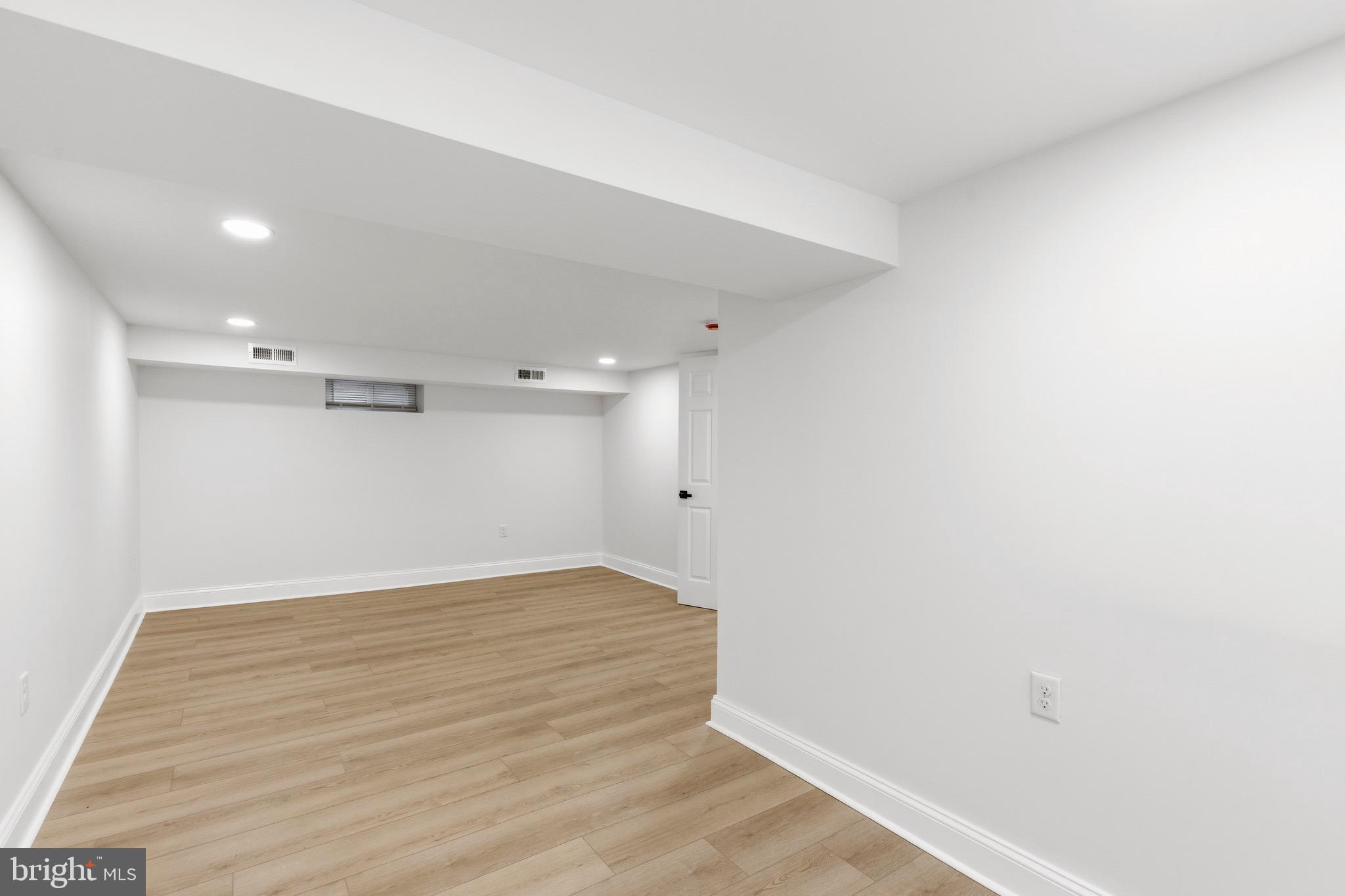 ROSEDALE - Residential