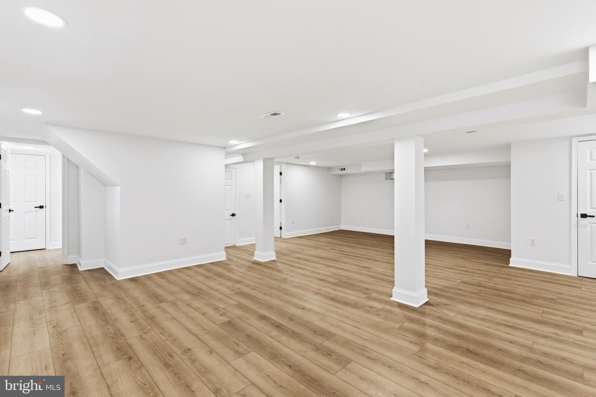 ROSEDALE - Residential