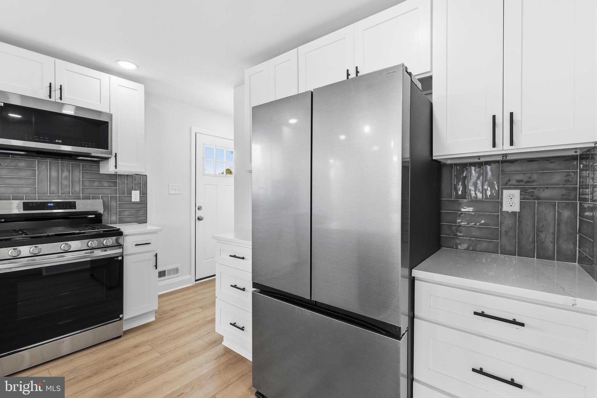 ROSEDALE - Residential