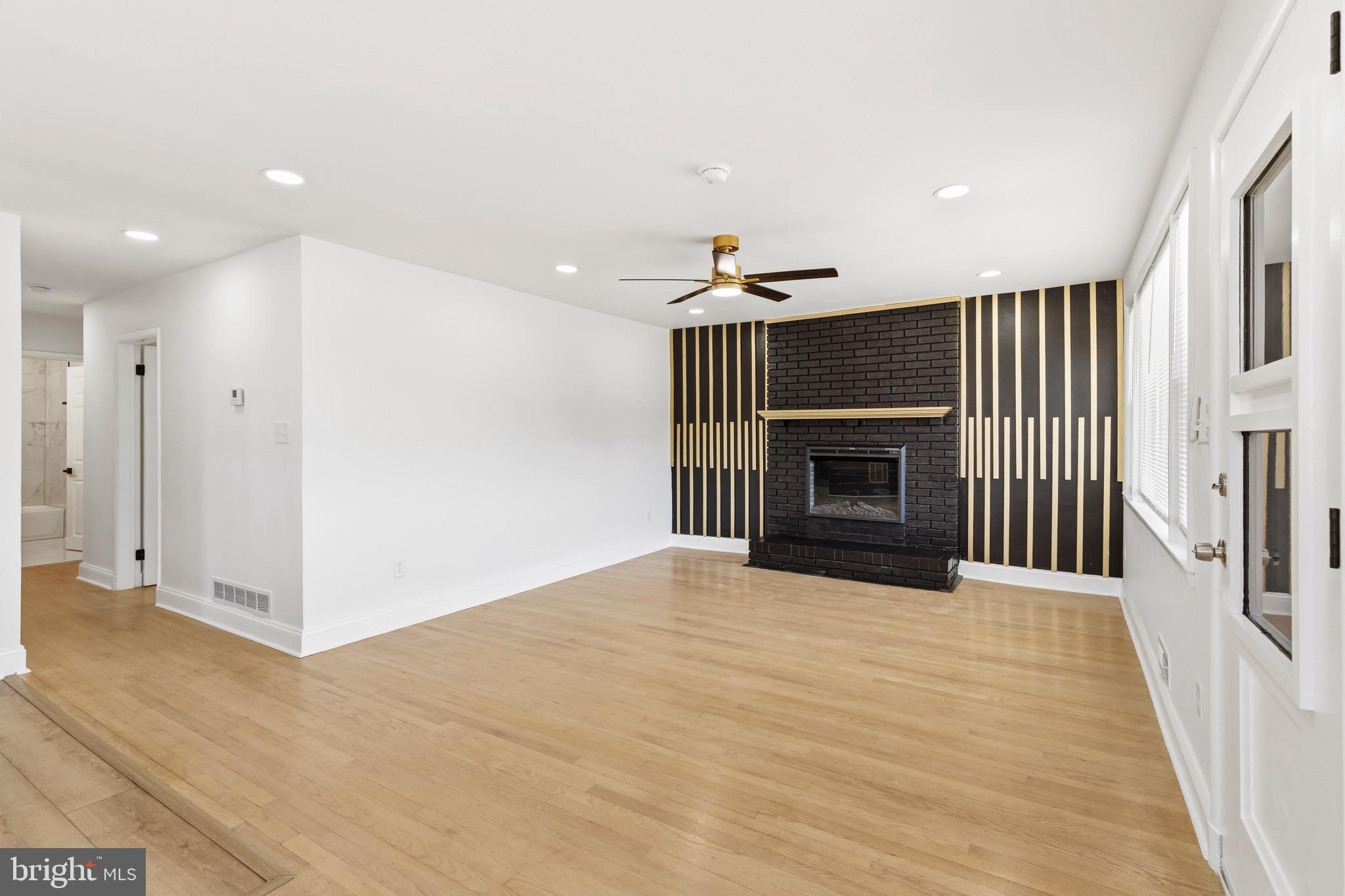 ROSEDALE - Residential