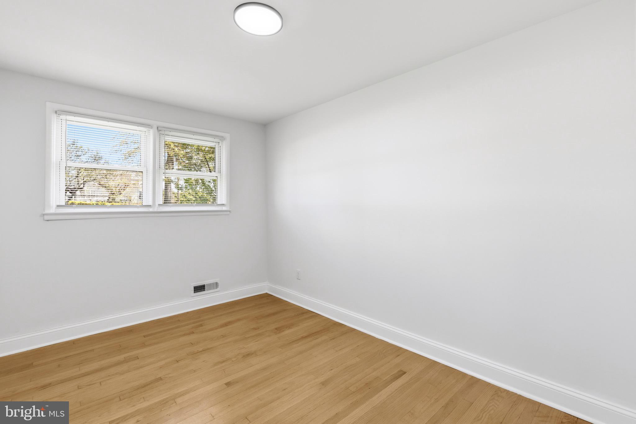 ROSEDALE - Residential