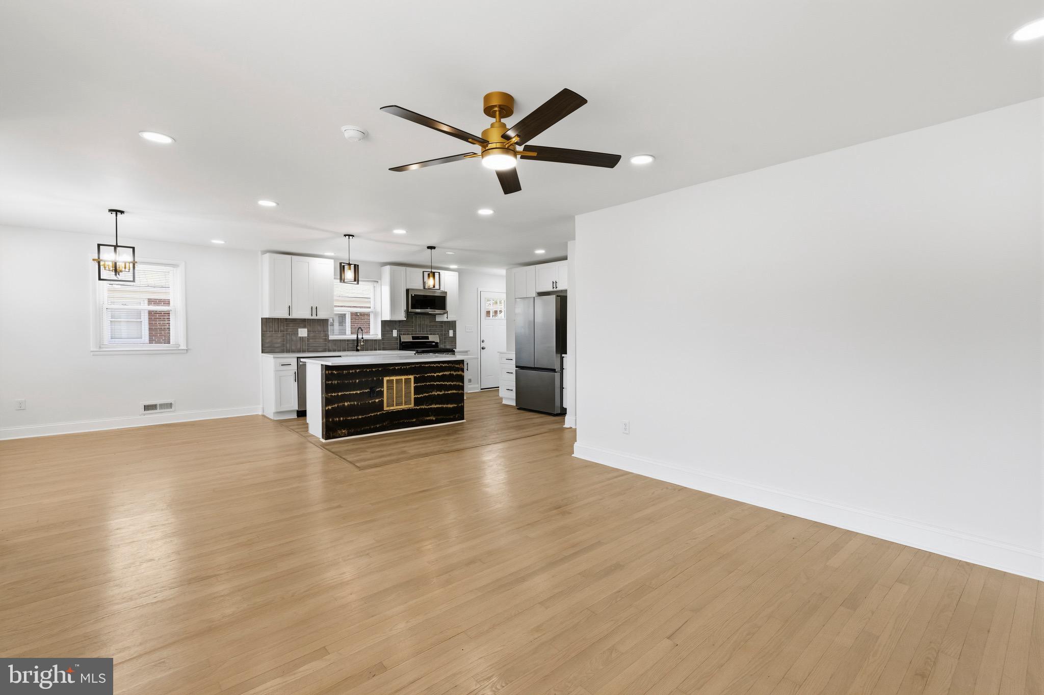 ROSEDALE - Residential