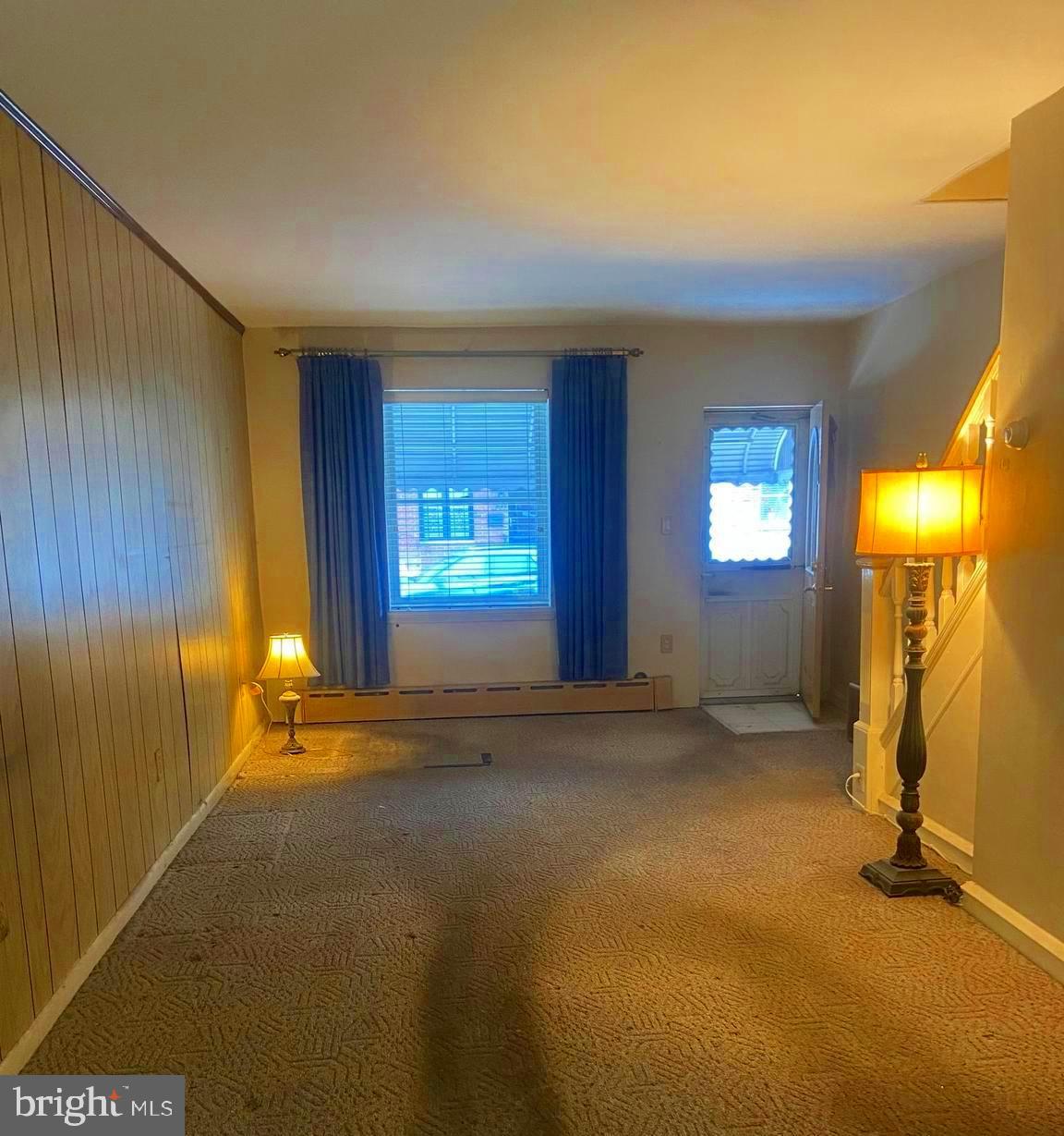 WHITMAN - Residential