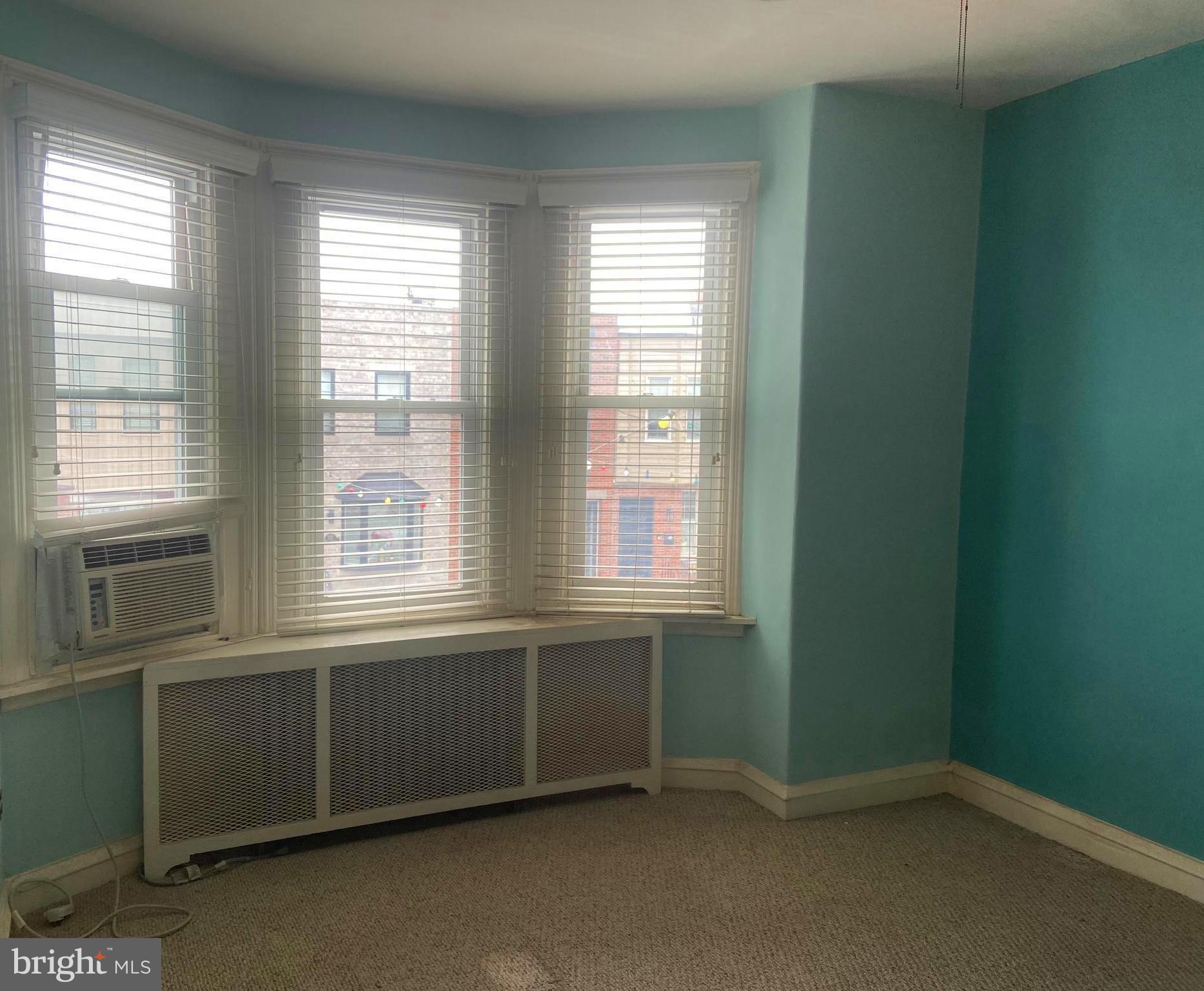 WHITMAN - Residential