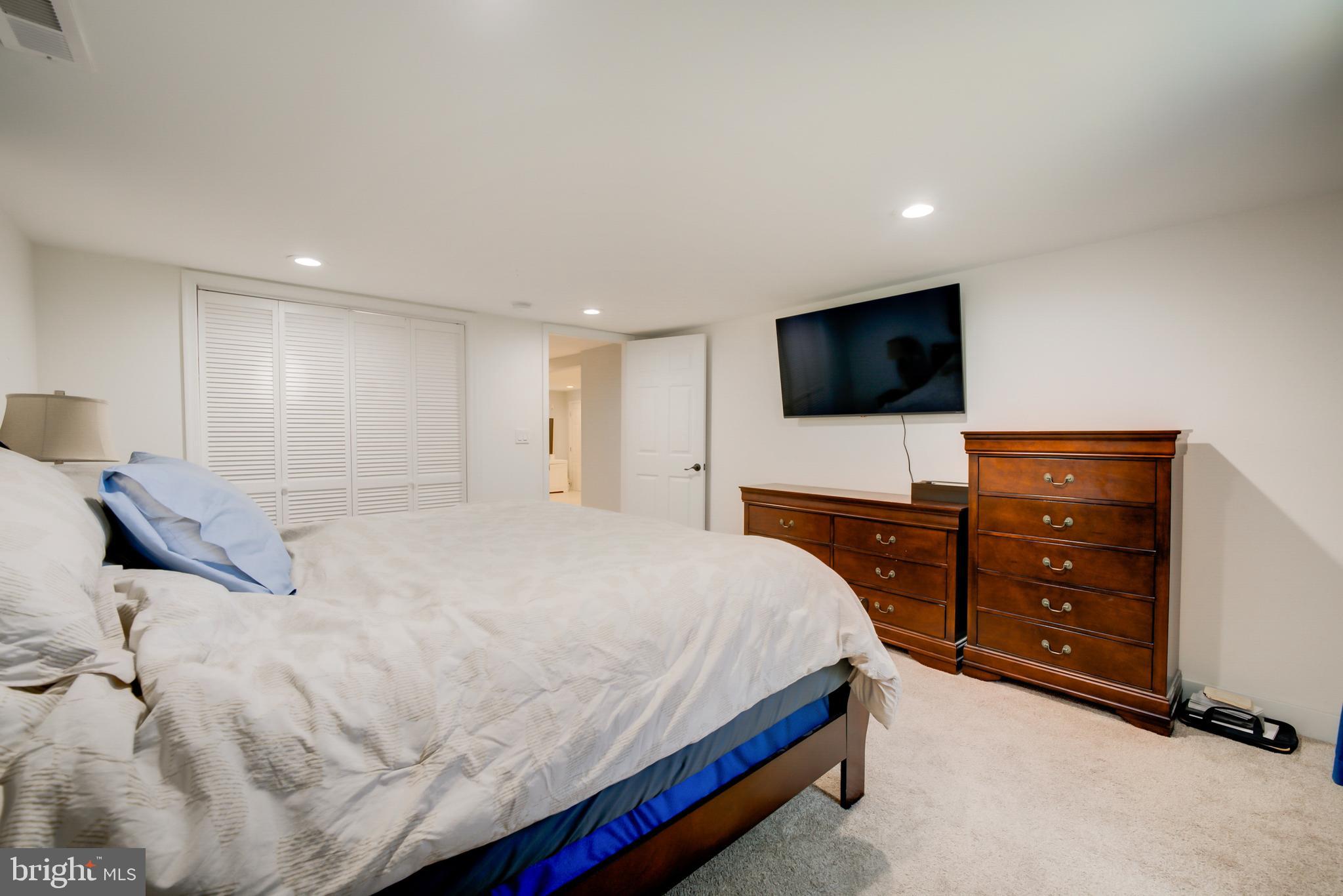 DISTRICT HEIGHTS - Residential