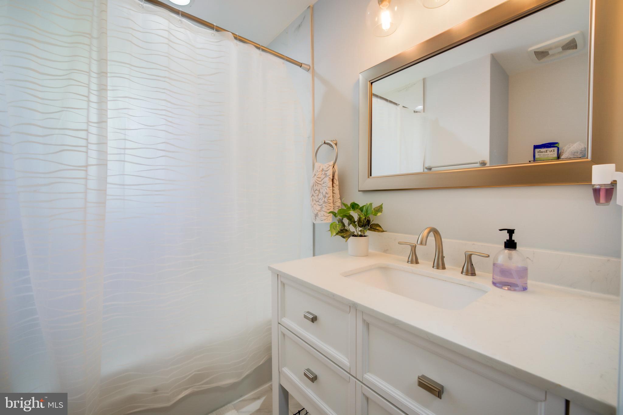 DISTRICT HEIGHTS - Residential