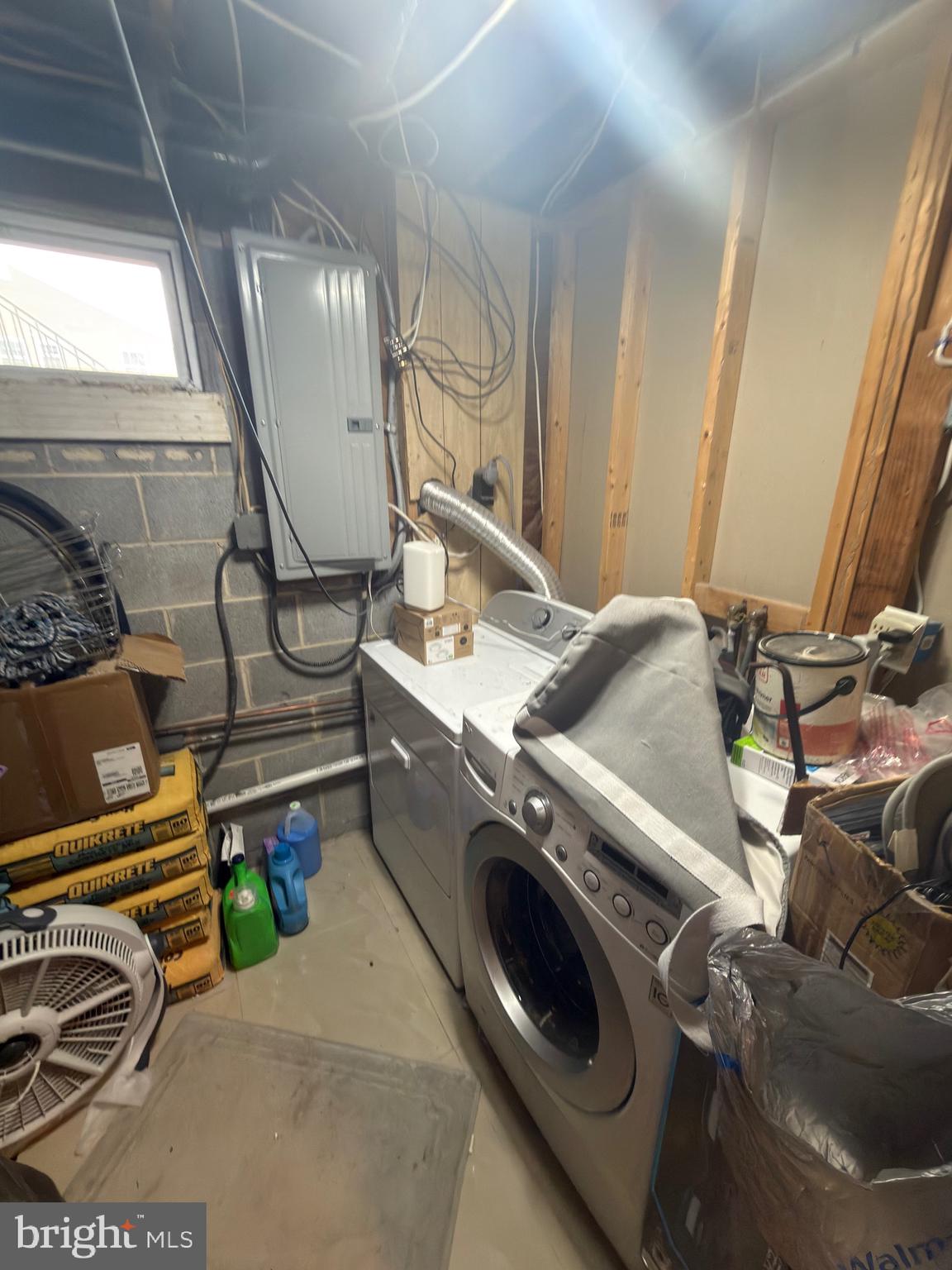 WHITFORD HILL - Residential