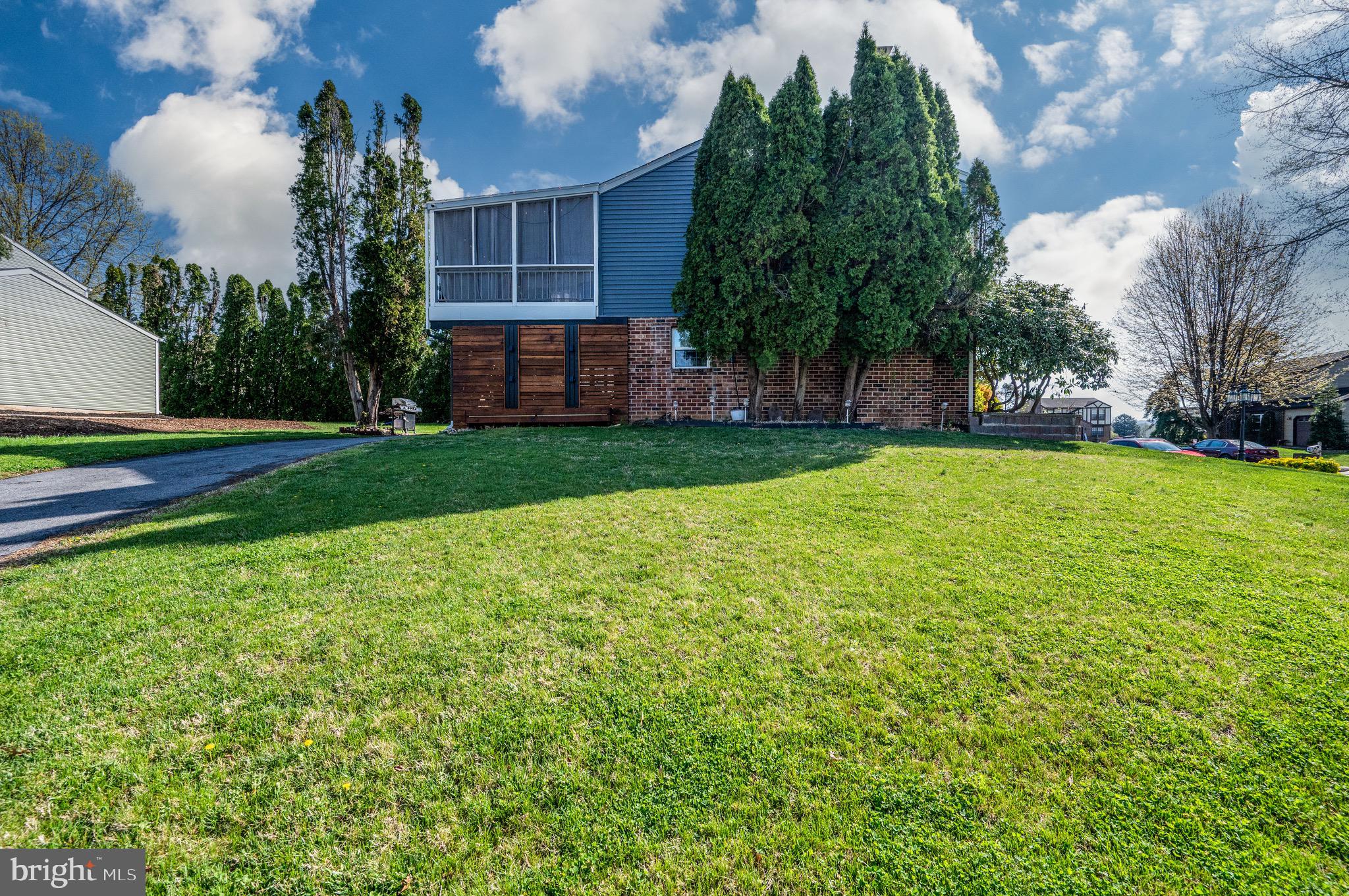 1005 LANDOVER DRIVE