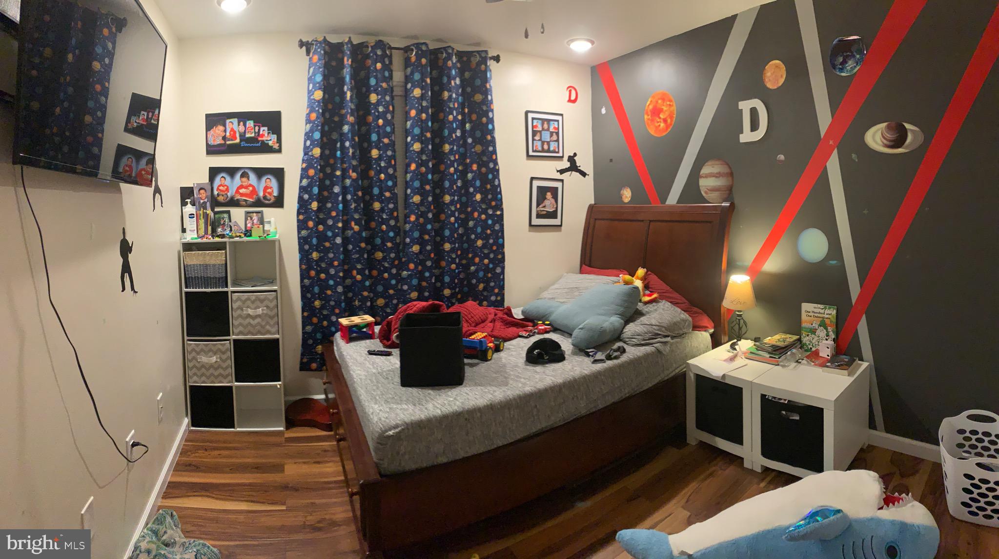 WHITFORD HILL - Residential