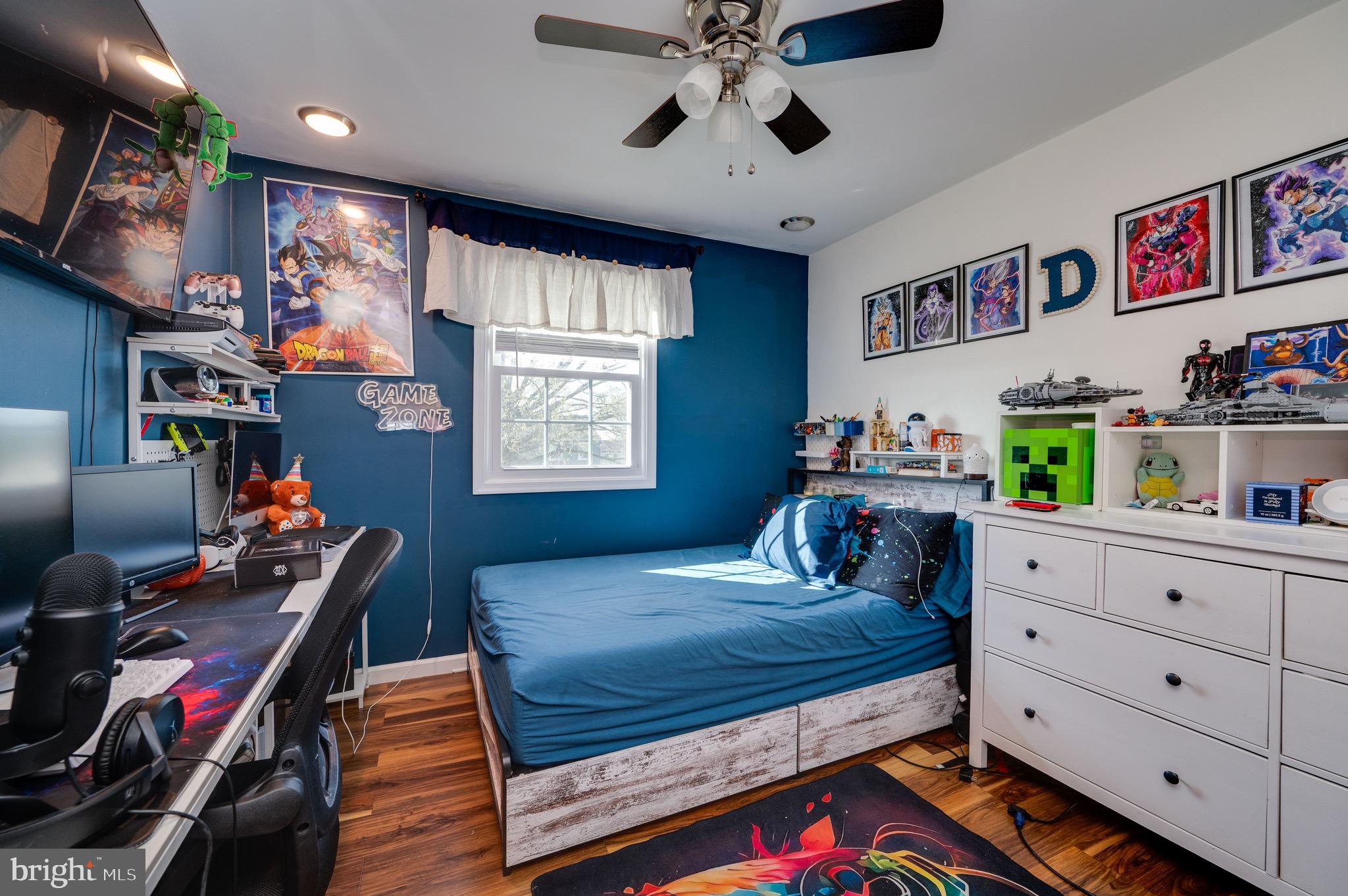 WHITFORD HILL - Residential