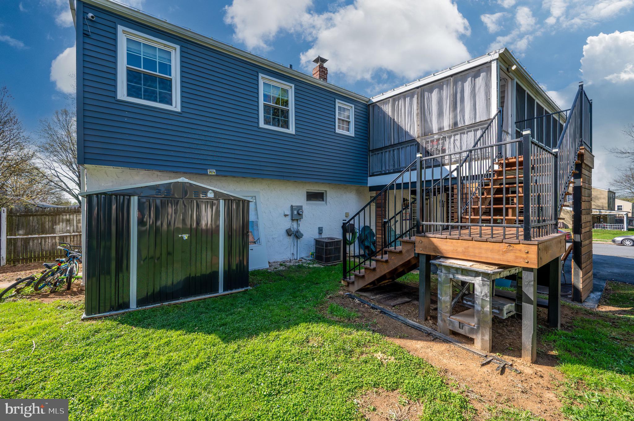WHITFORD HILL - Residential