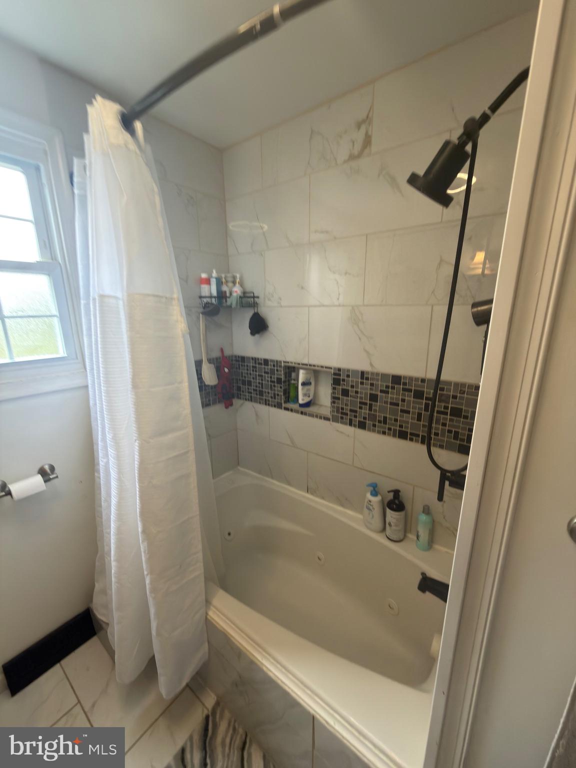 WHITFORD HILL - Residential