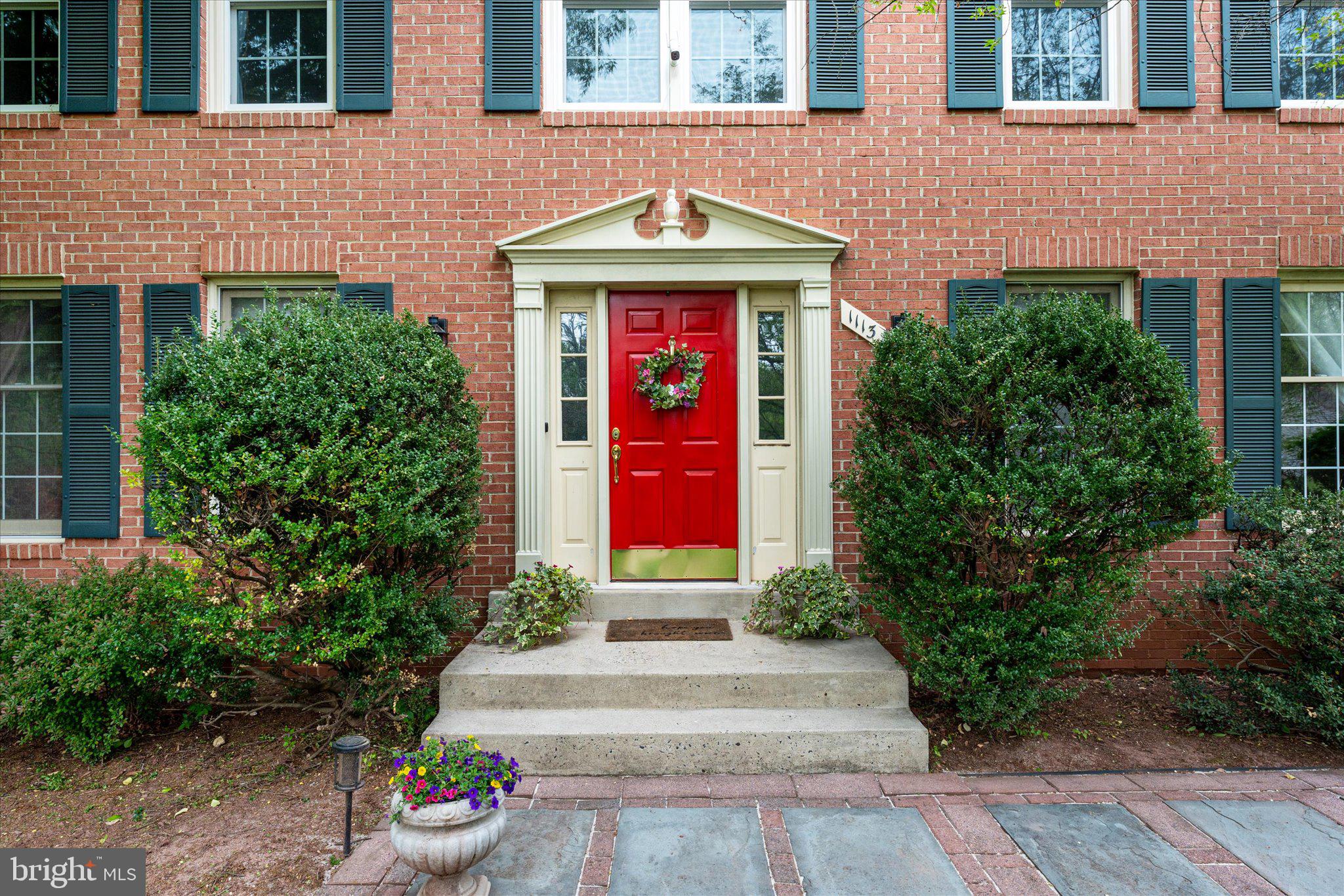 1113 SUGAR MAPLE LANE