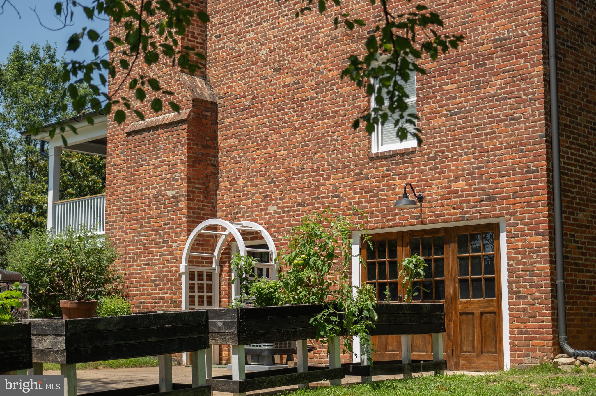 BENTON - Residential