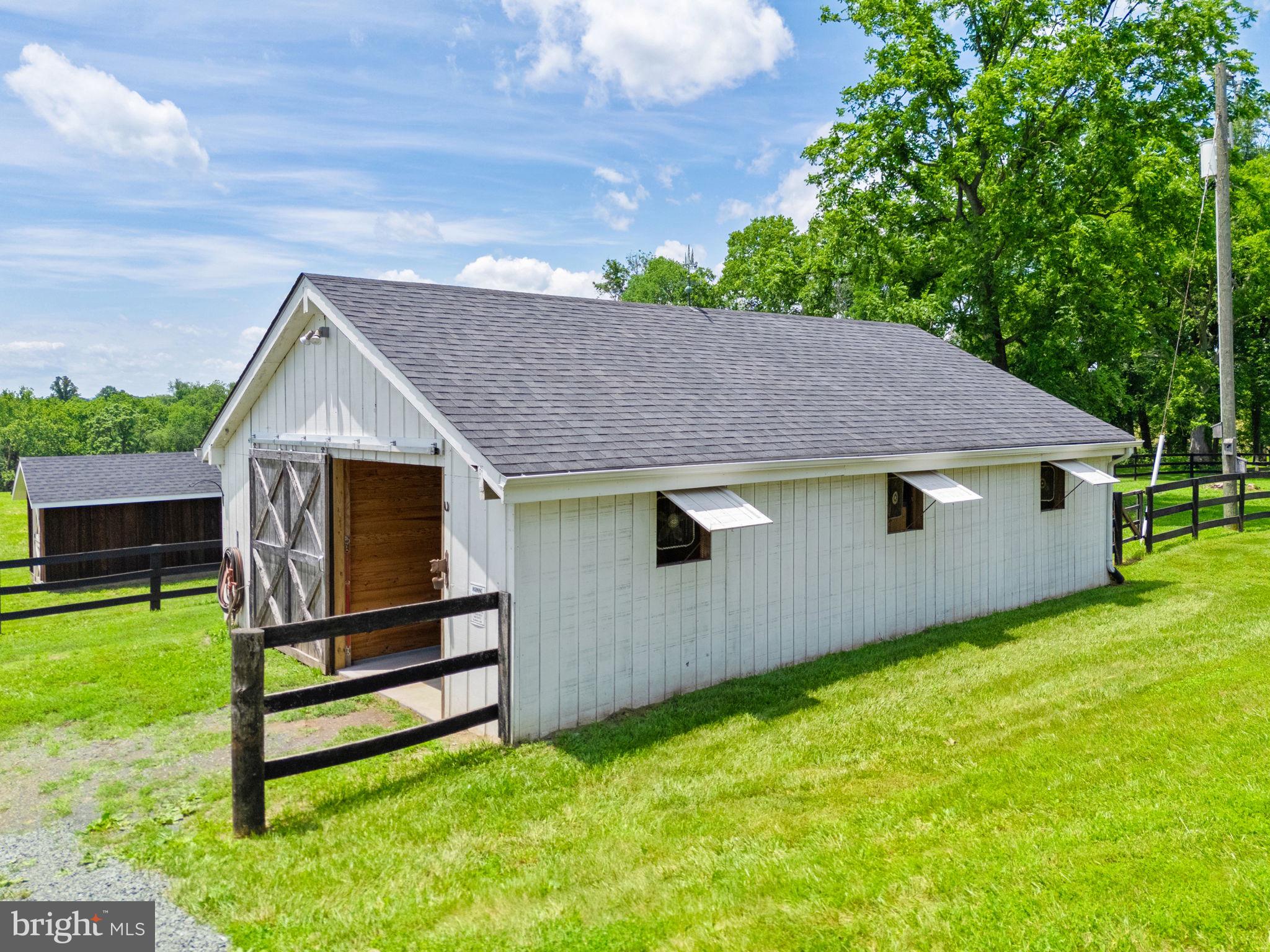 BENTON - Residential