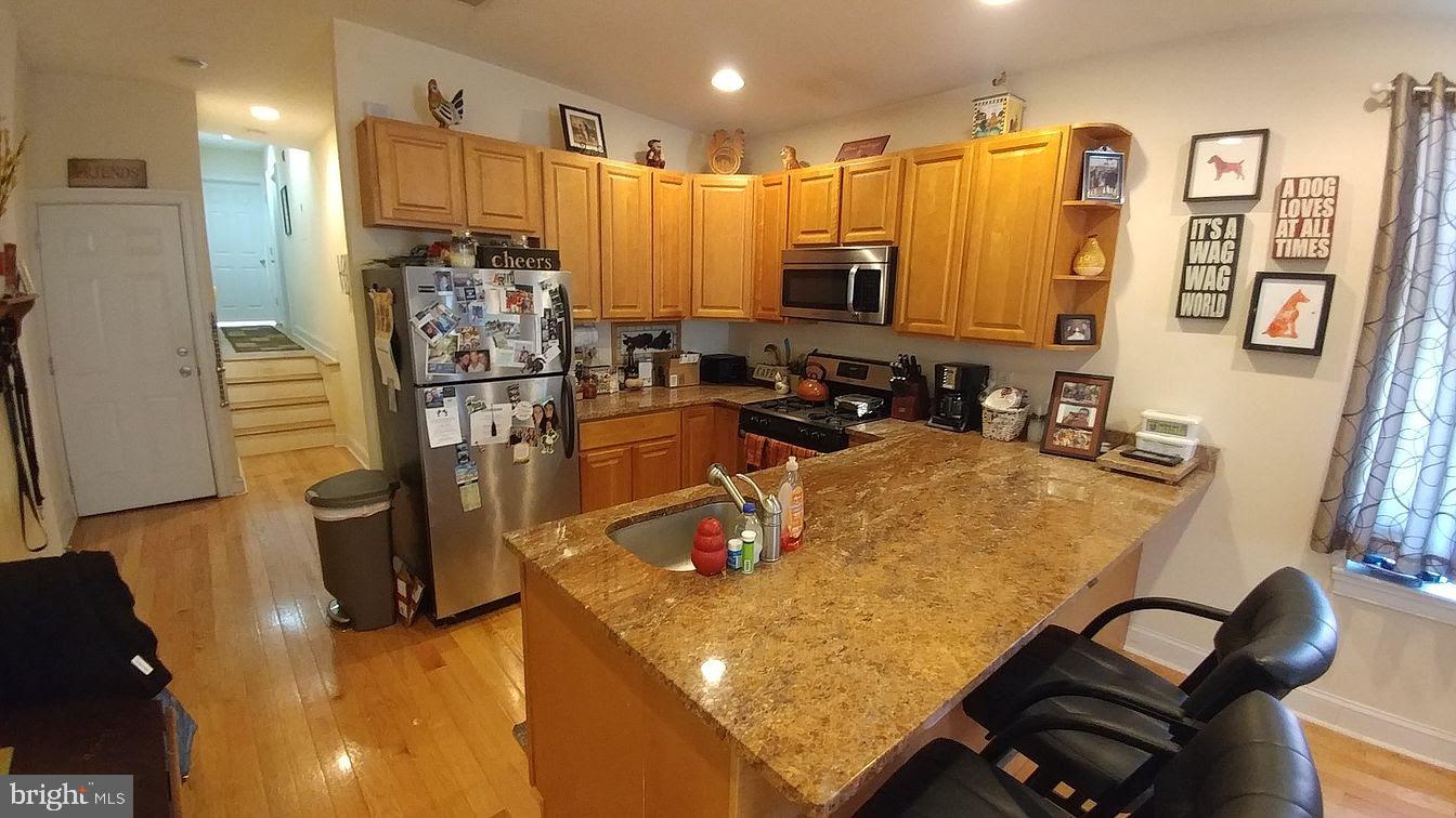 FAIRMOUNT - Residential Lease