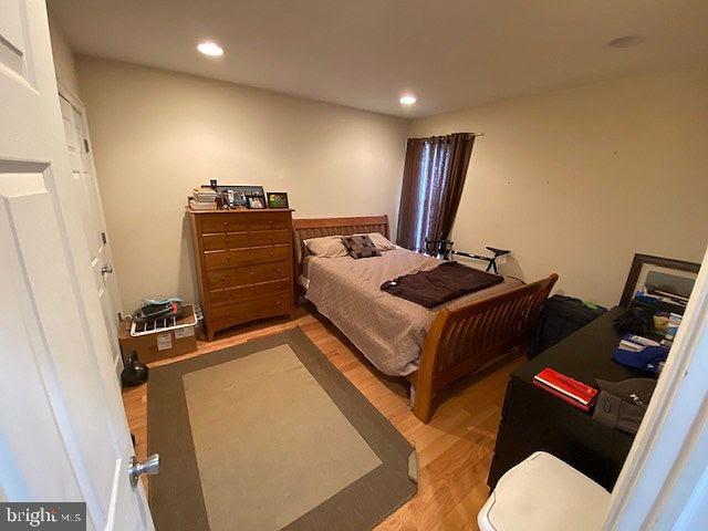 FAIRMOUNT - Residential Lease