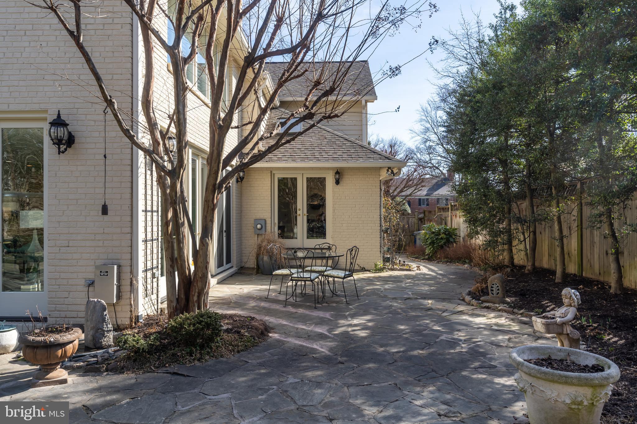 BELLE HAVEN - Residential