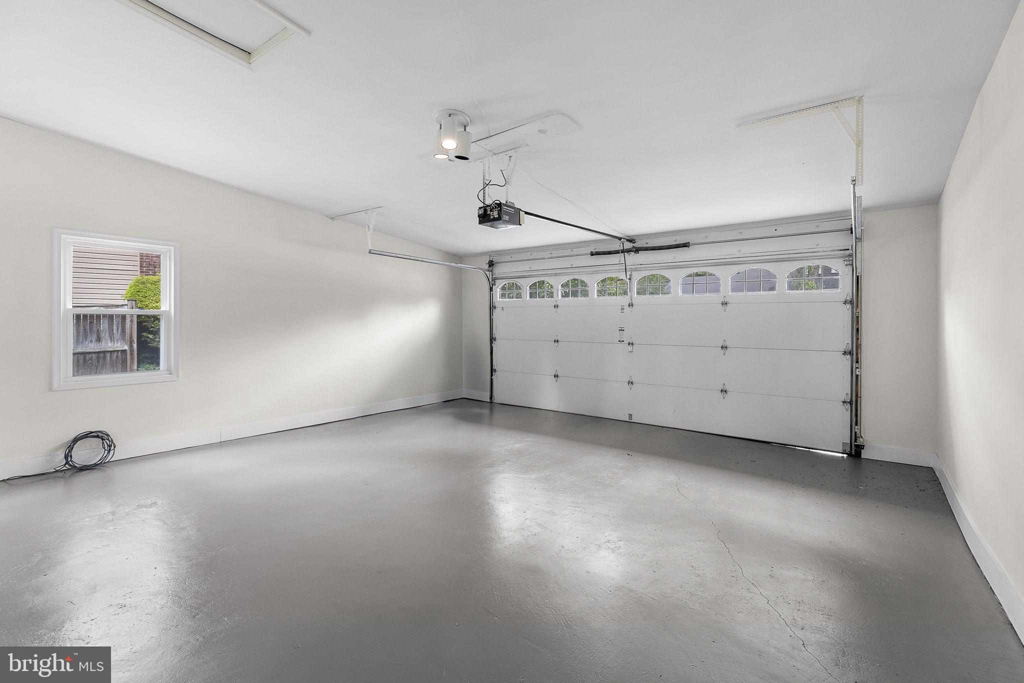 TOWLSTON MEADOWS - Residential