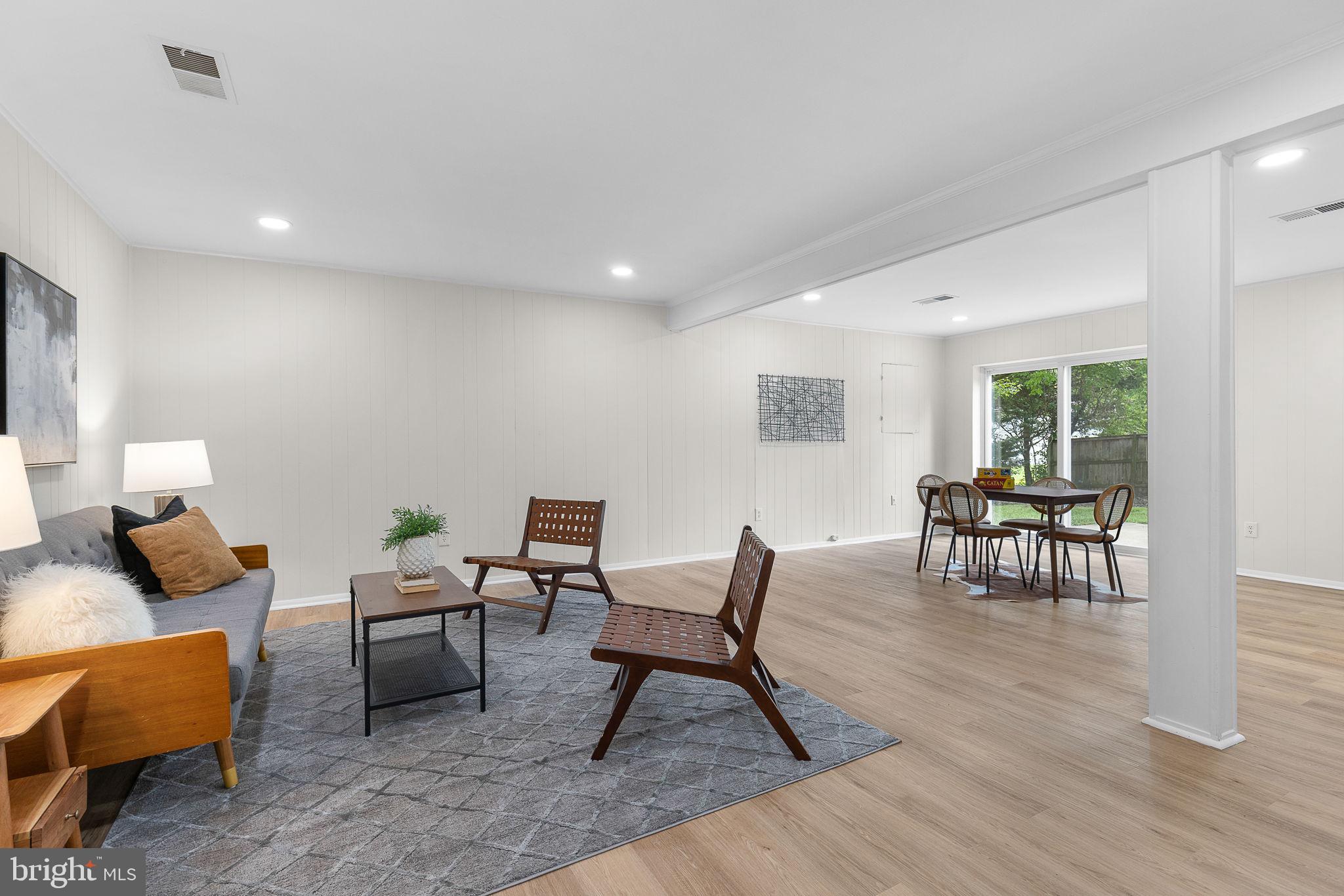 TOWLSTON MEADOWS - Residential