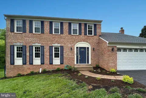 9309 Robnel Place, Vienna, VA MLS: VAFX2237792