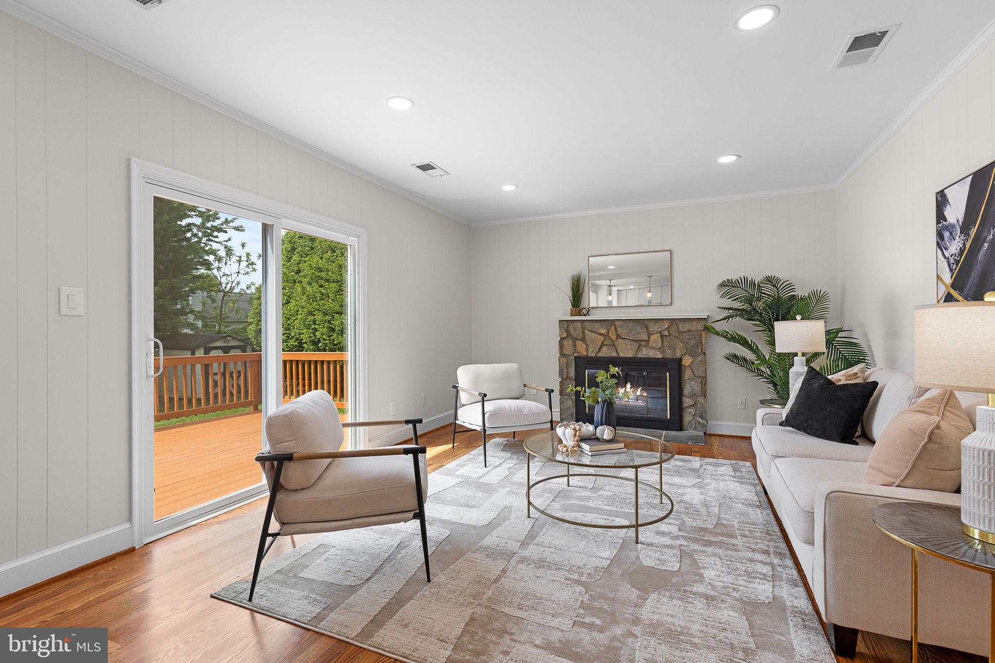 TOWLSTON MEADOWS - Residential