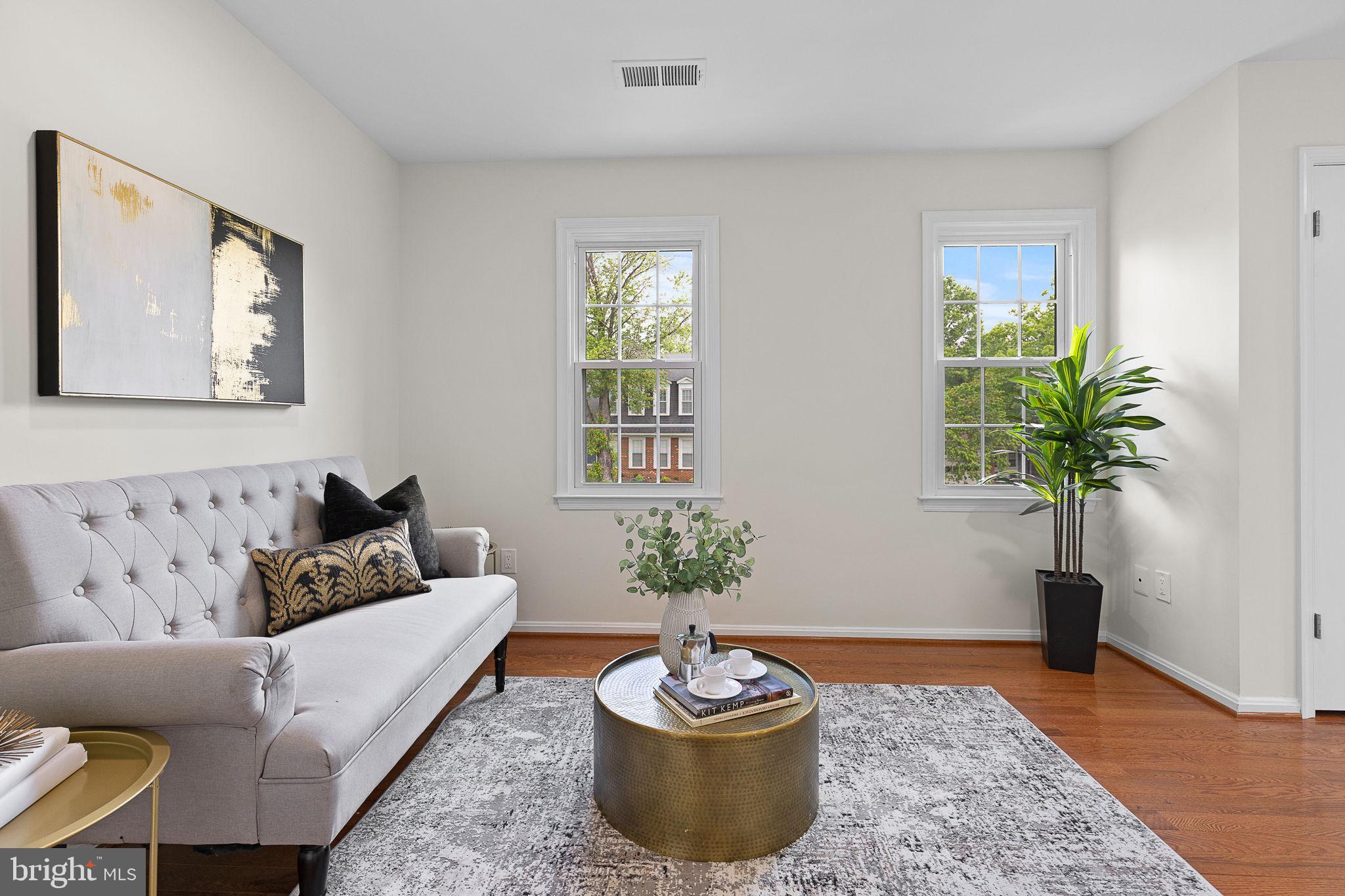 TOWLSTON MEADOWS - Residential