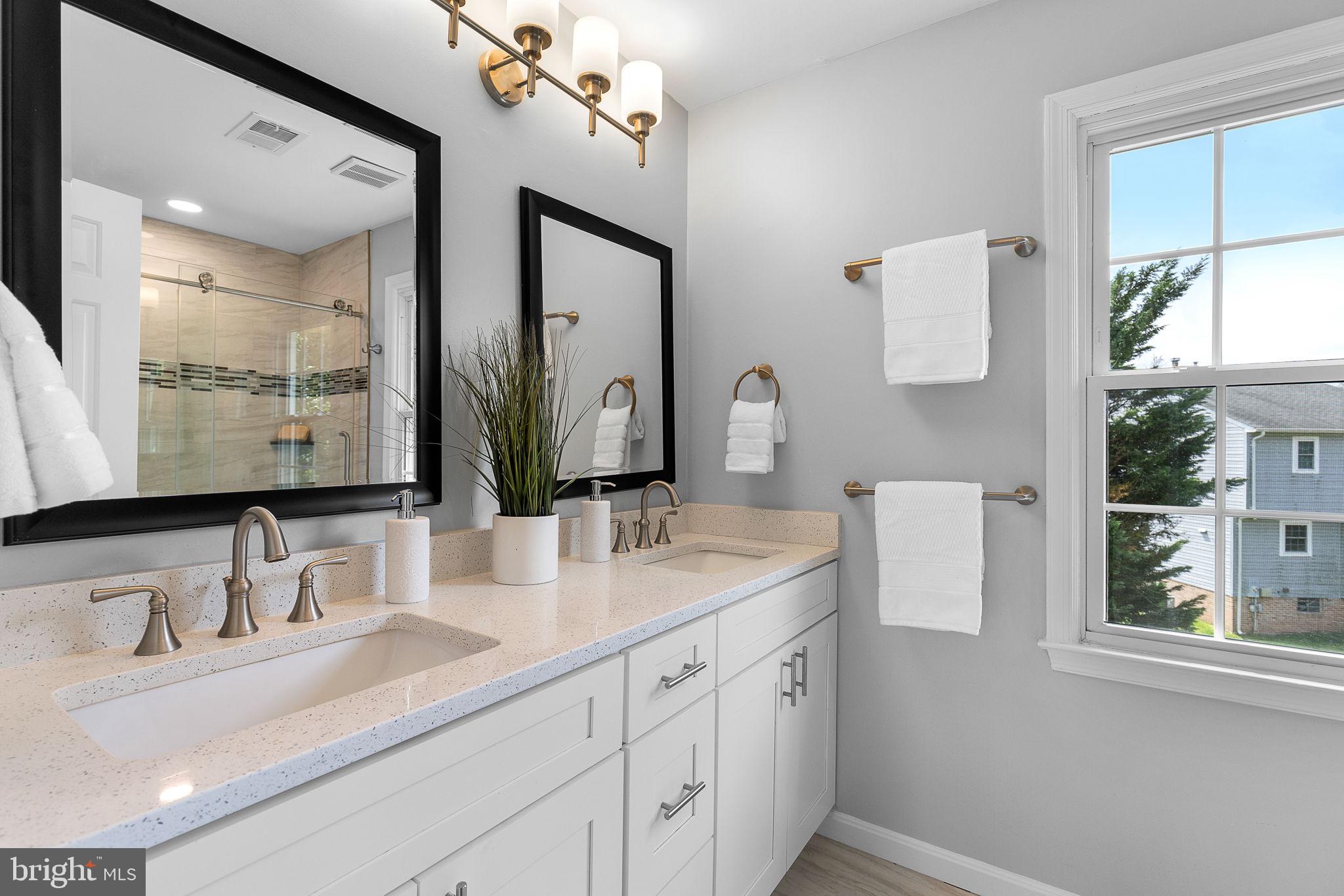 TOWLSTON MEADOWS - Residential