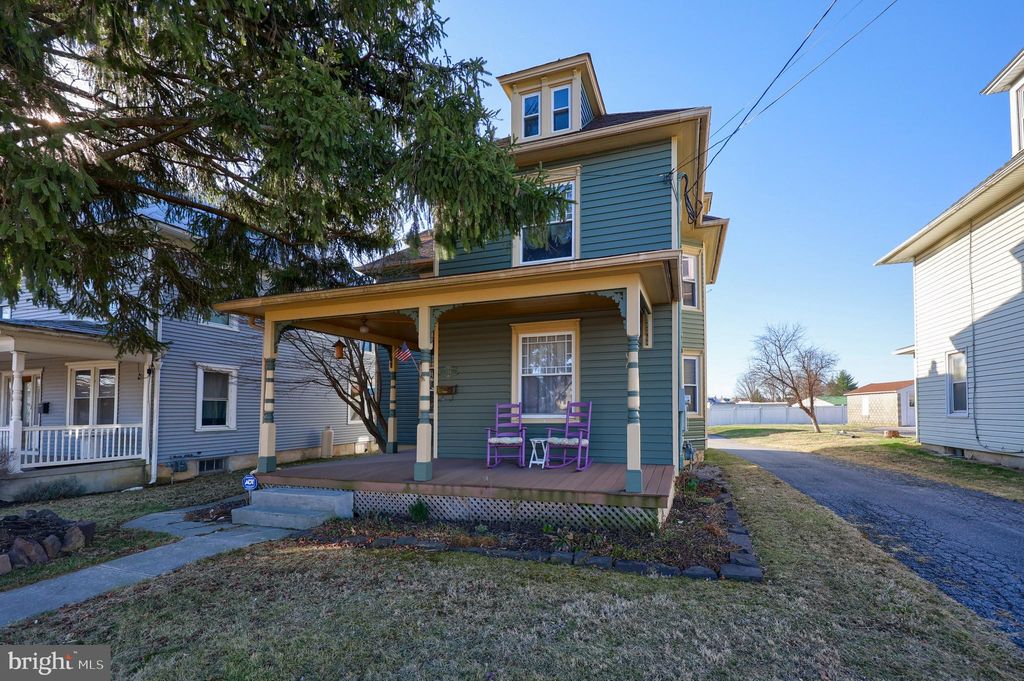 Photo of 358 E Main Street, NEW HOLLAND, PA 17557 (MLS # PALA2065950)