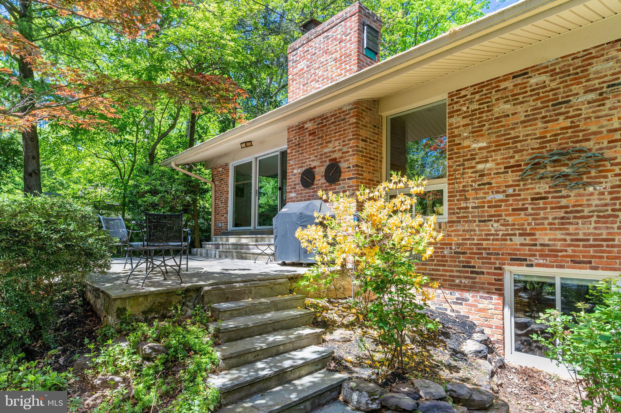 MANTUA - Residential