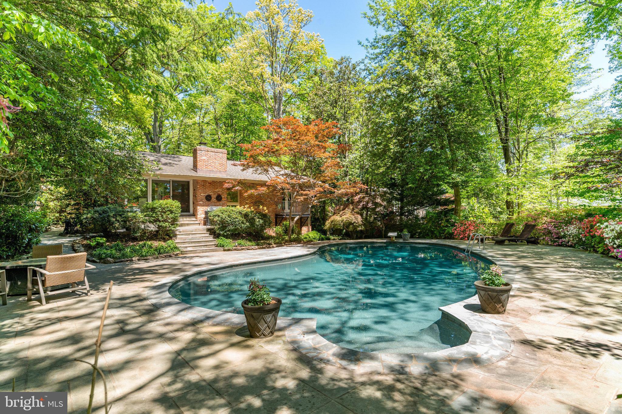 MANTUA - Residential