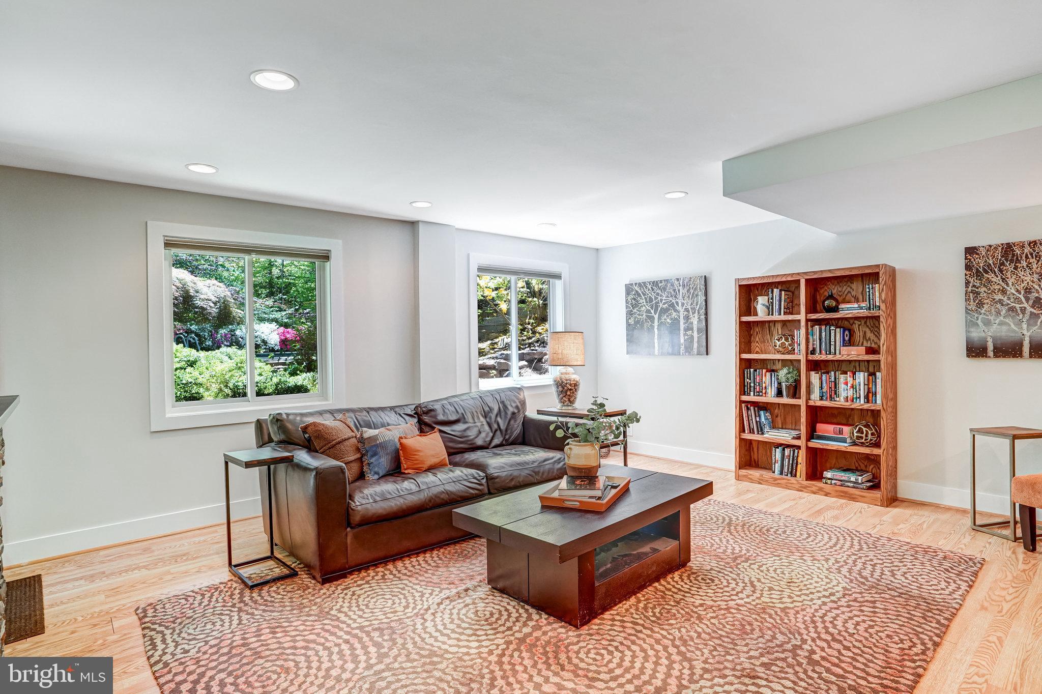 MANTUA - Residential