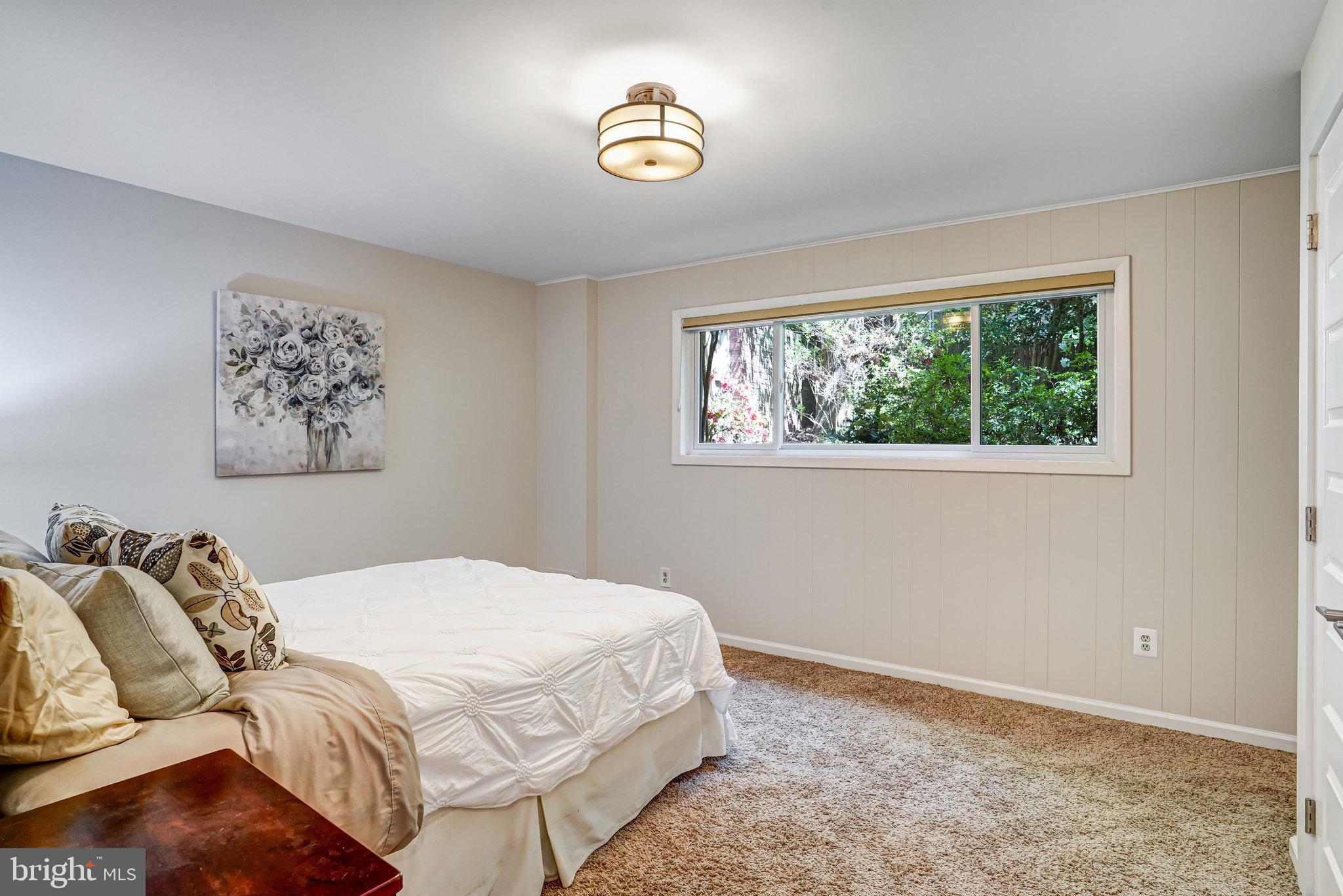 MANTUA - Residential