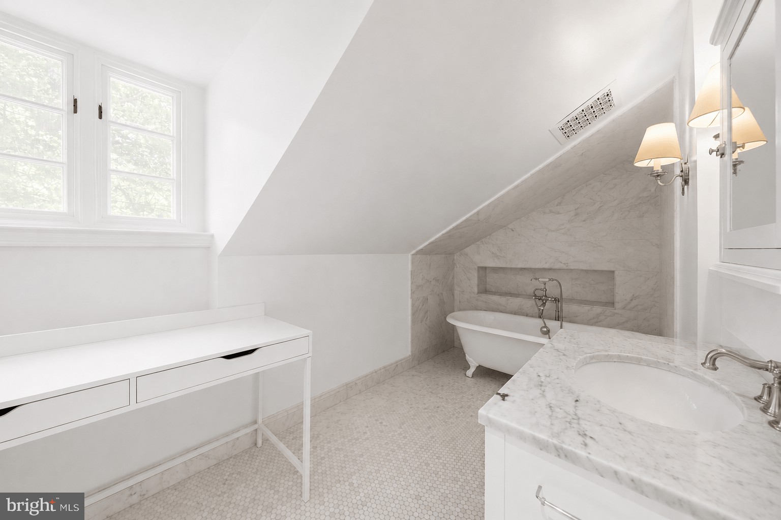 BERKLEY - Residential