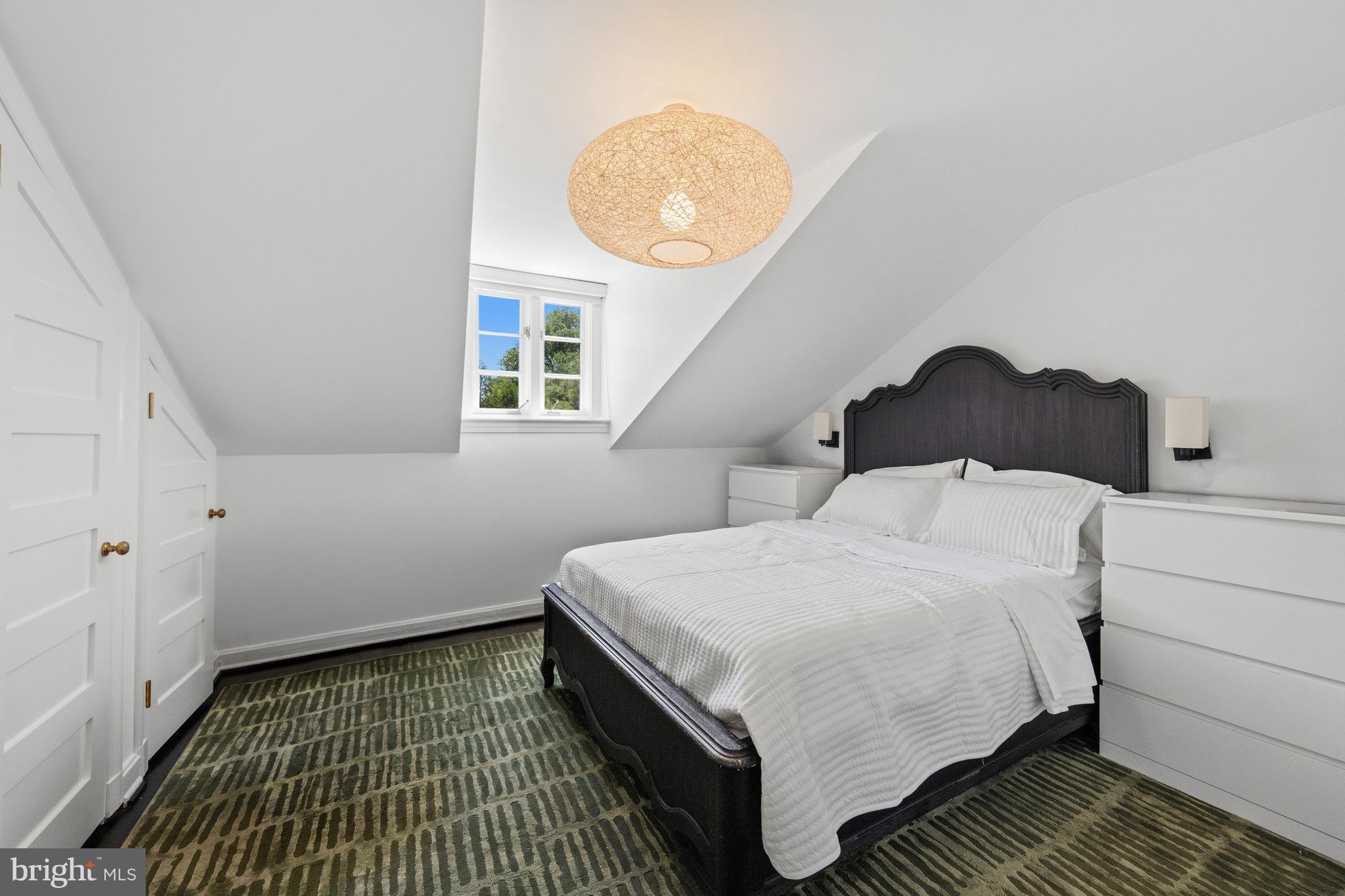 BERKLEY - Residential