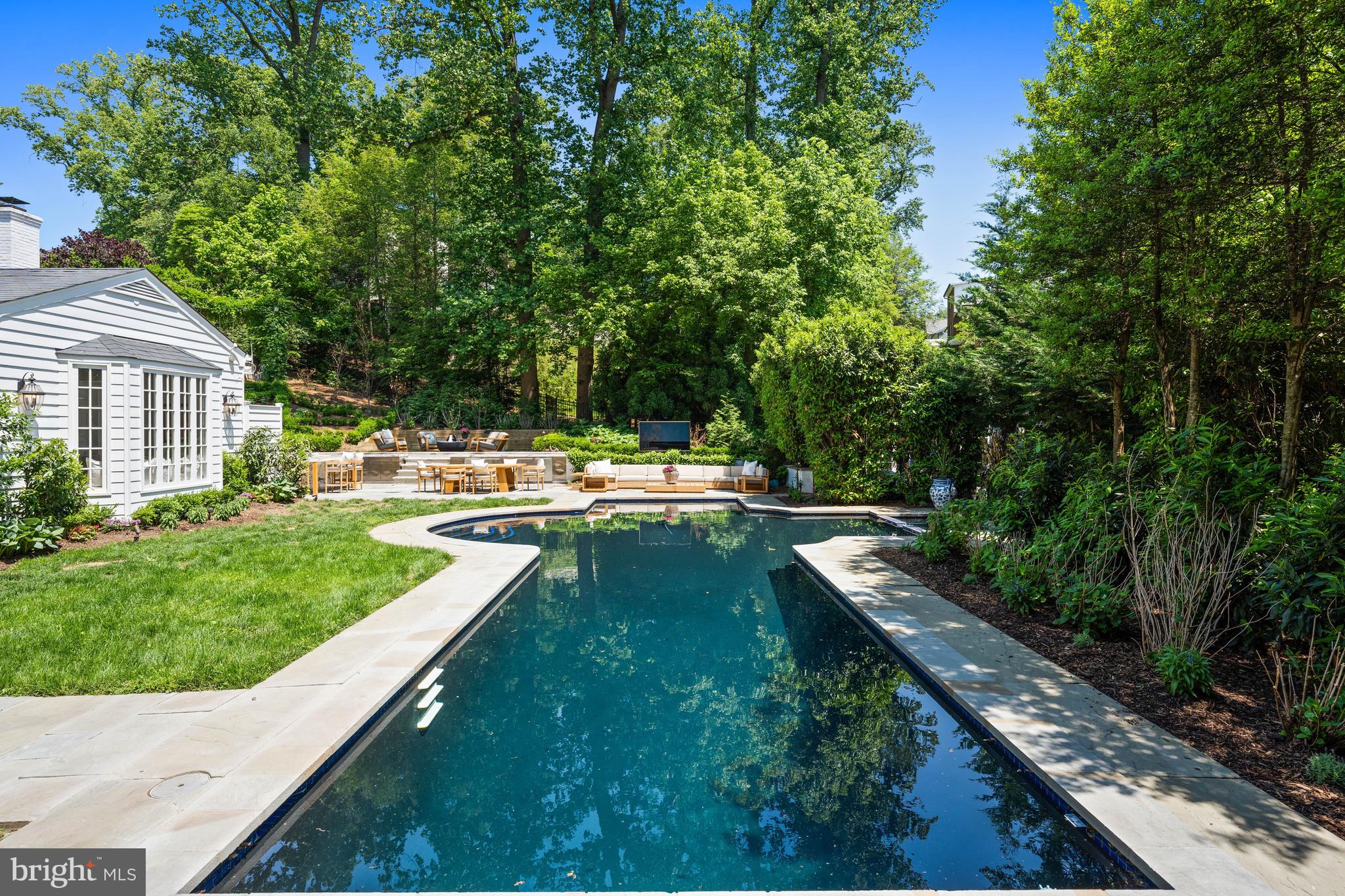 BERKLEY - Residential