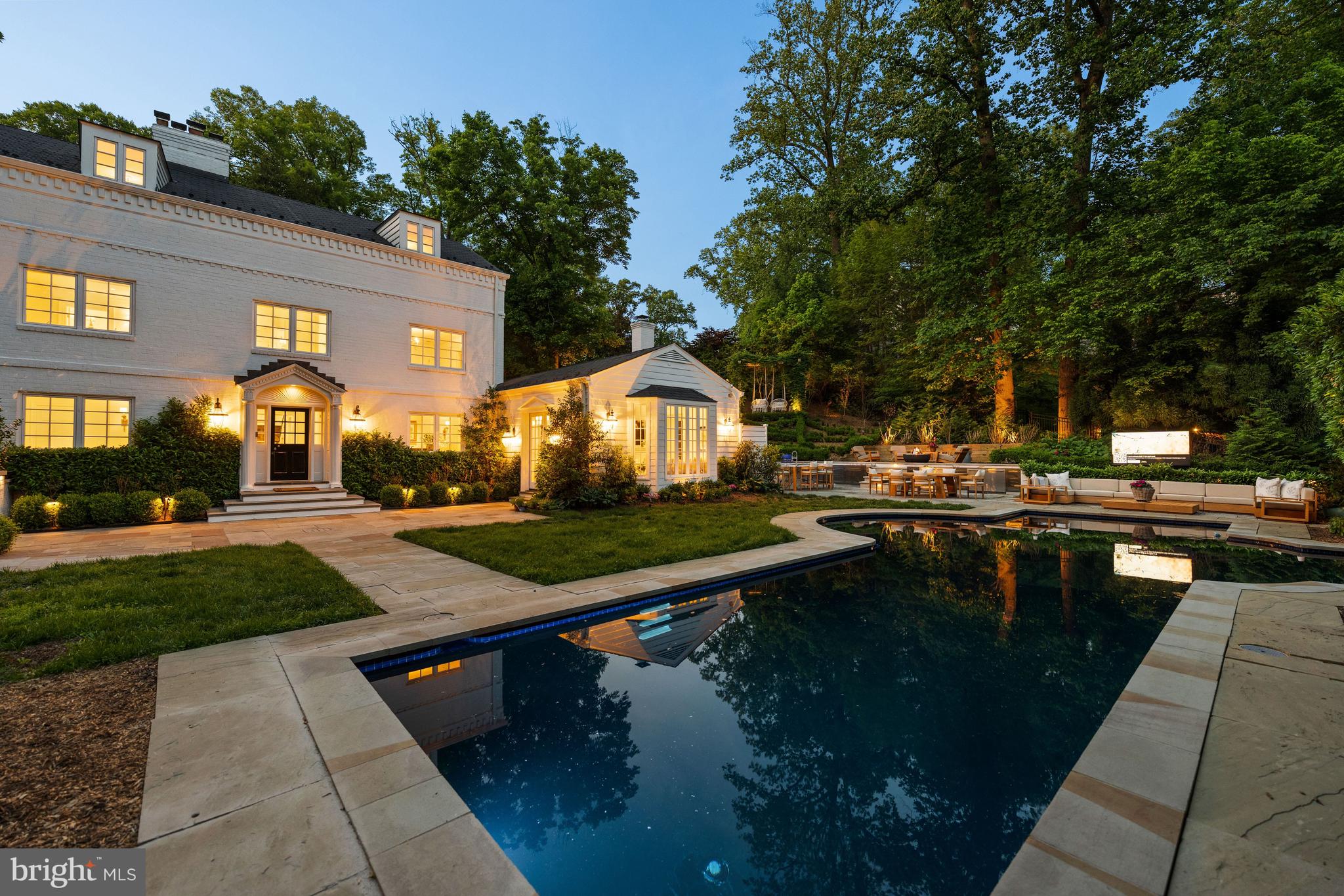 BERKLEY - Residential