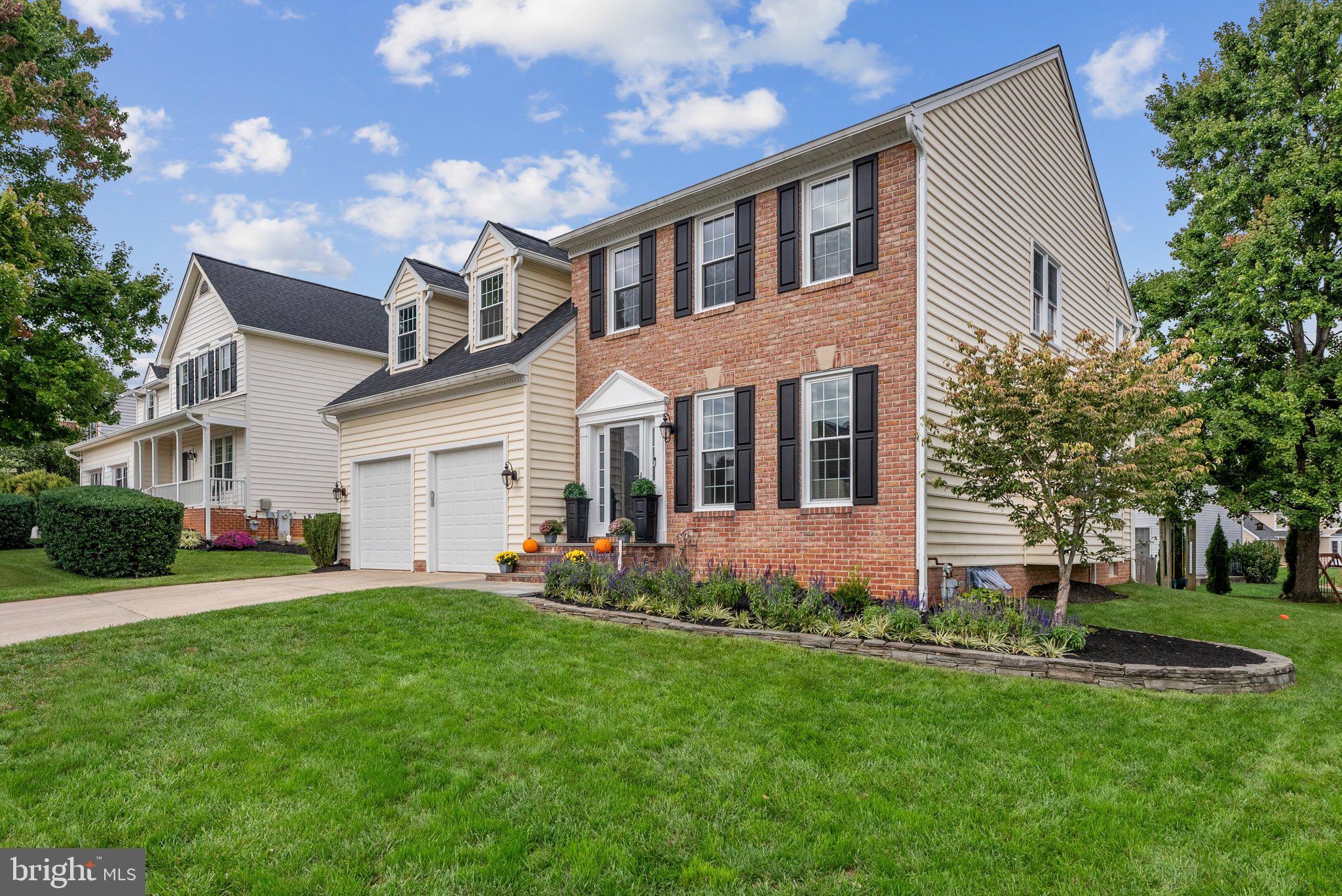 6 TIMBERWOOD COURT
