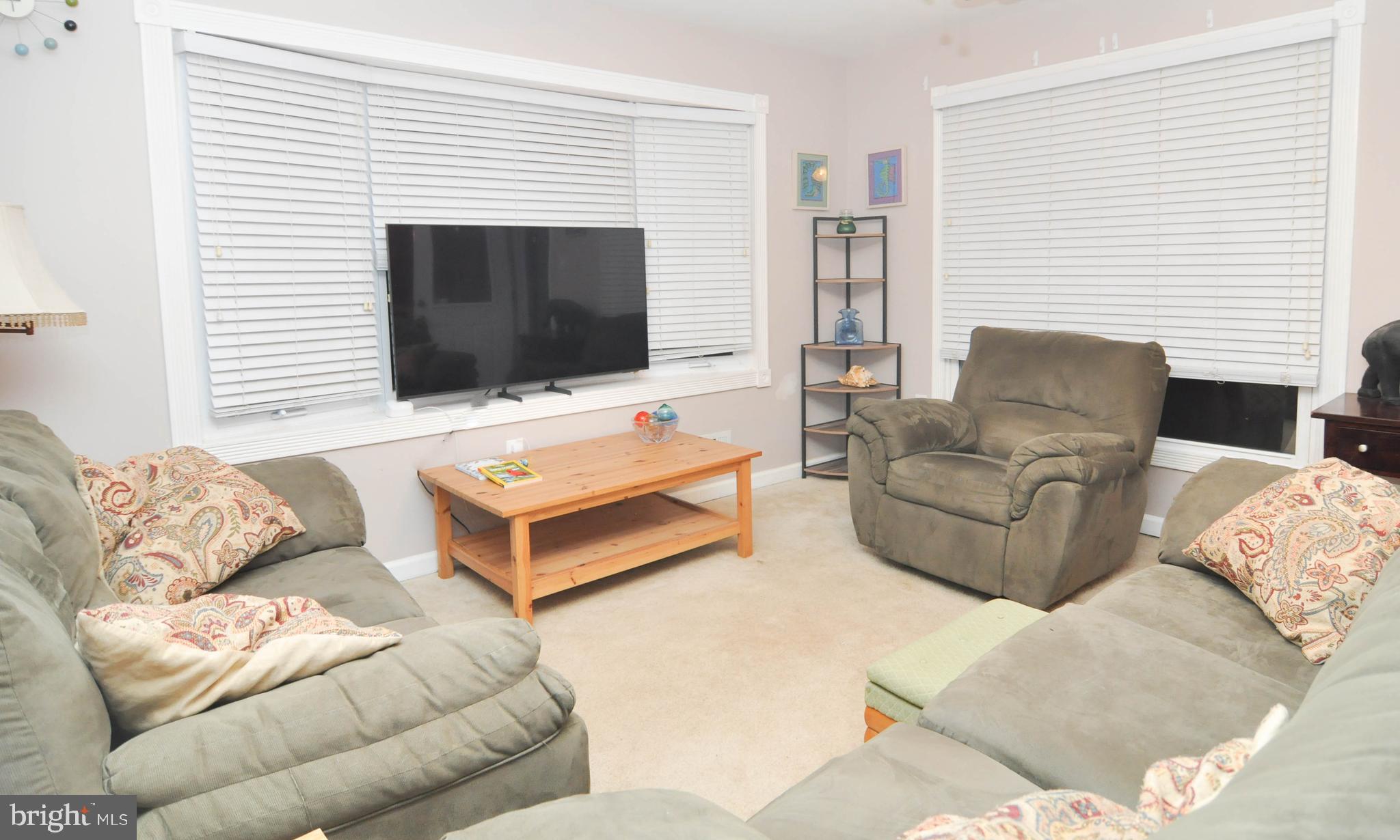 2947 HARDING COURT