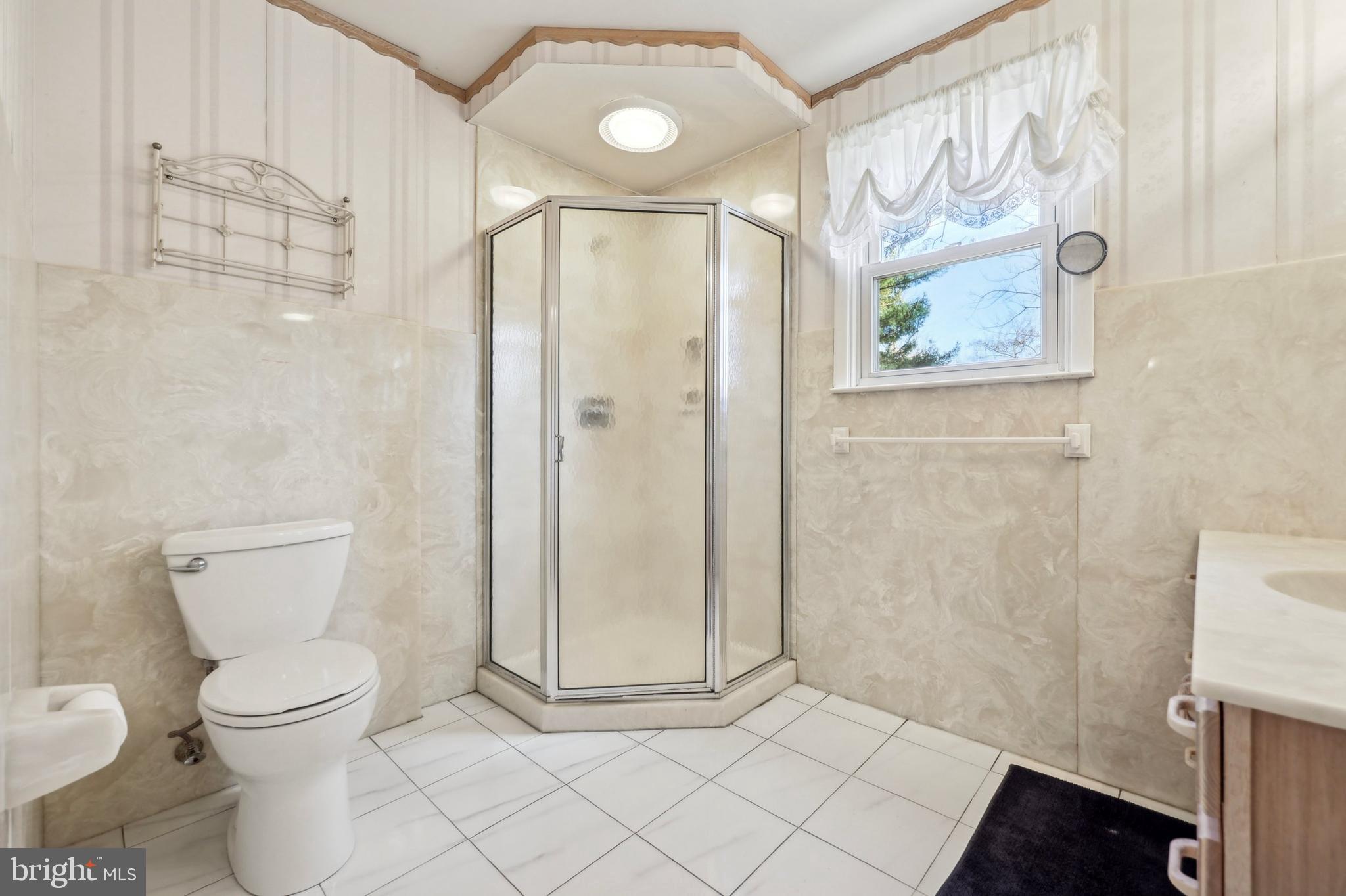 LAFAYETTE HILL - Residential