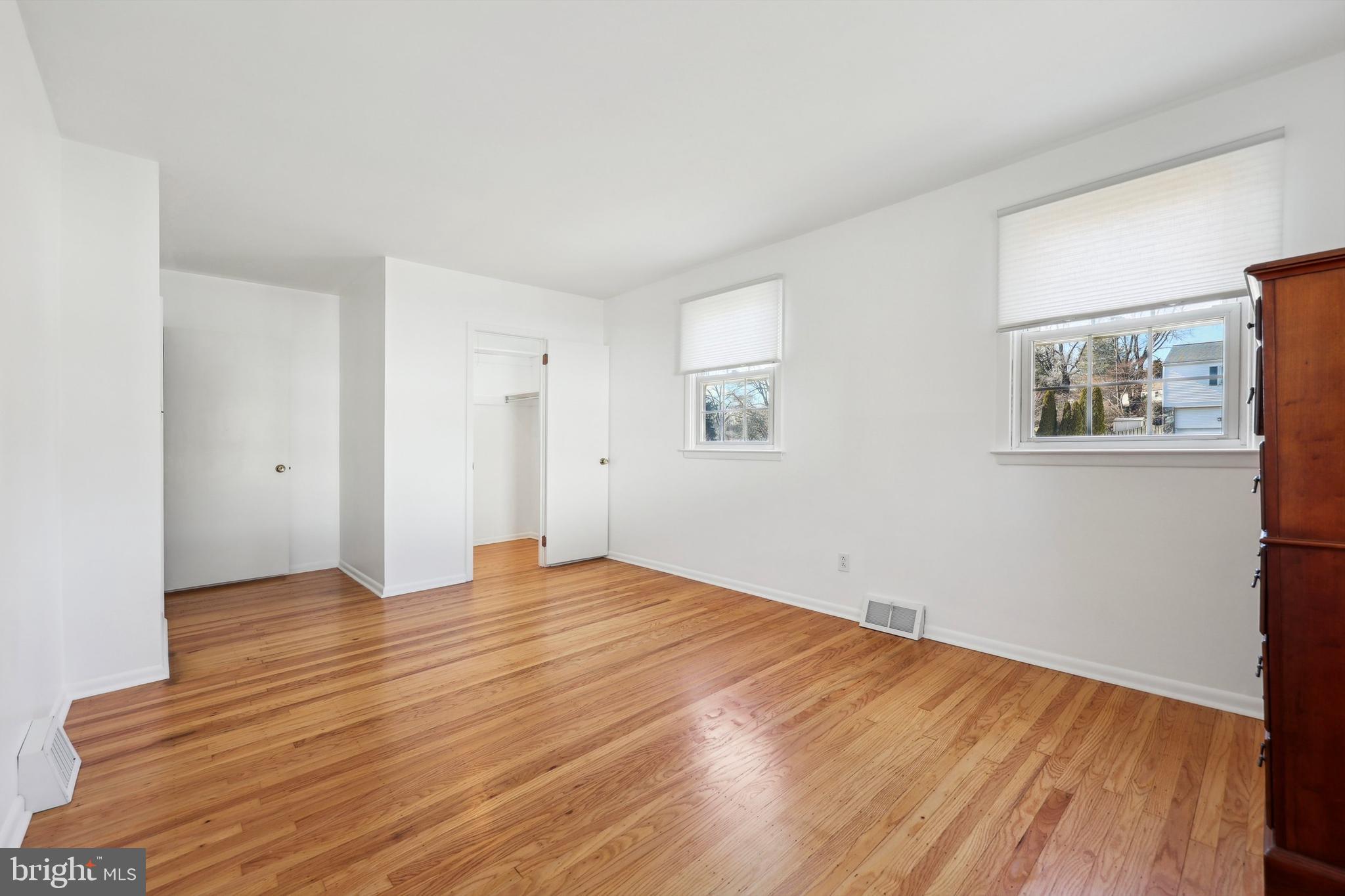 LAFAYETTE HILL - Residential